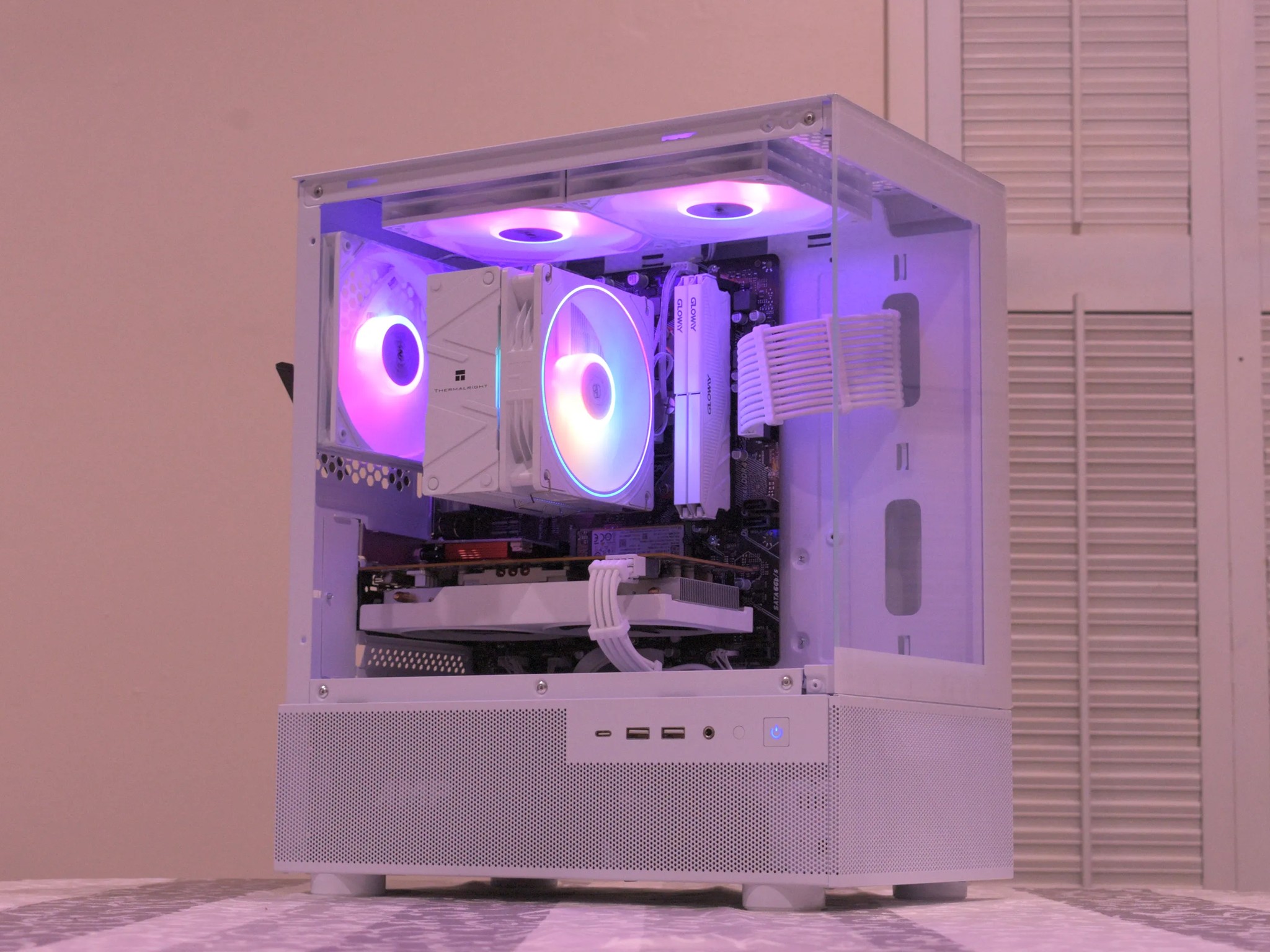 1080p Beast | Ryzen 5 3600 | RX 6600 8GB | 32GB DDR4 | 1TB nVME SSD | 1080p White RGB Gaming PC
