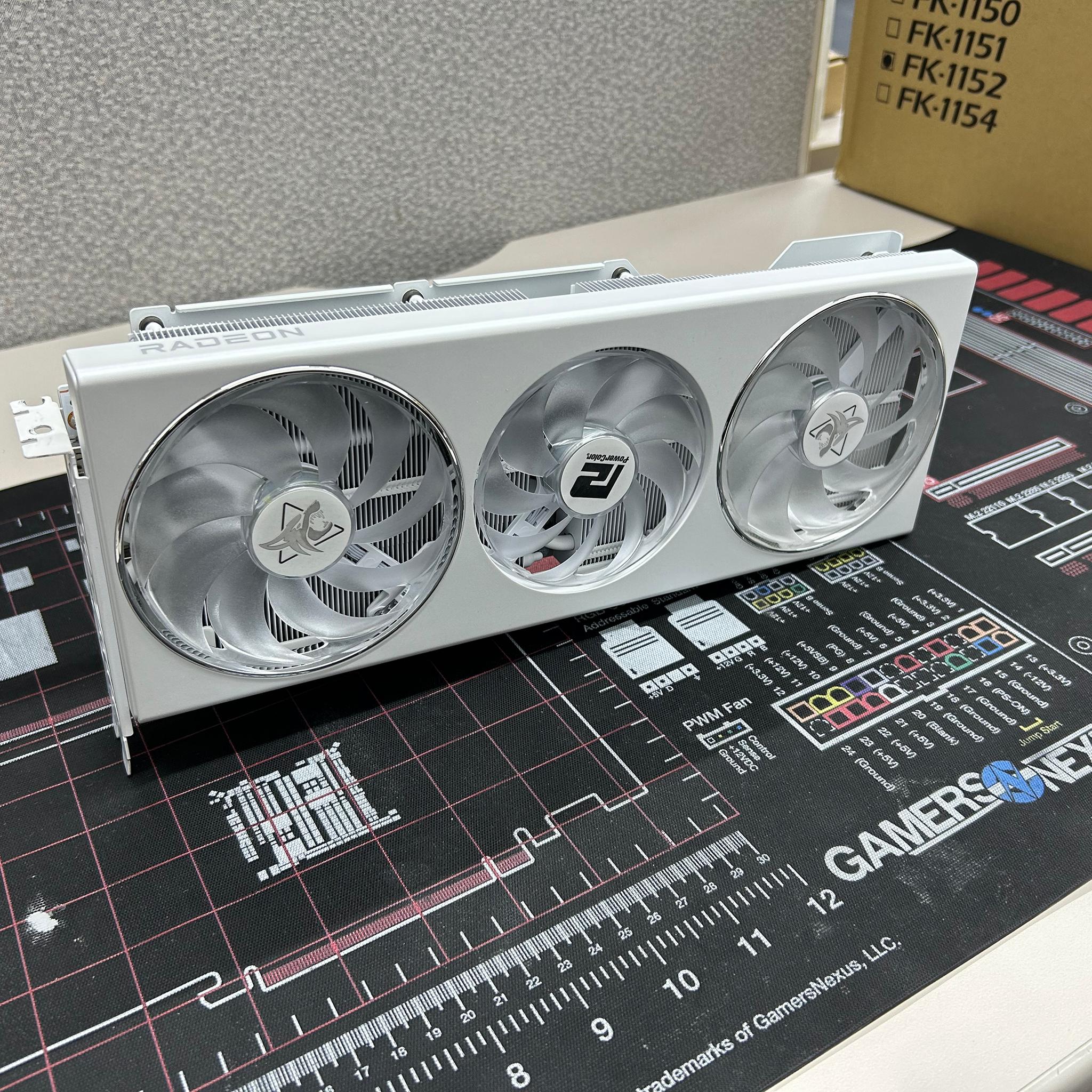 PowerColor Hellhound RX 7800XT Spectral White 16GB