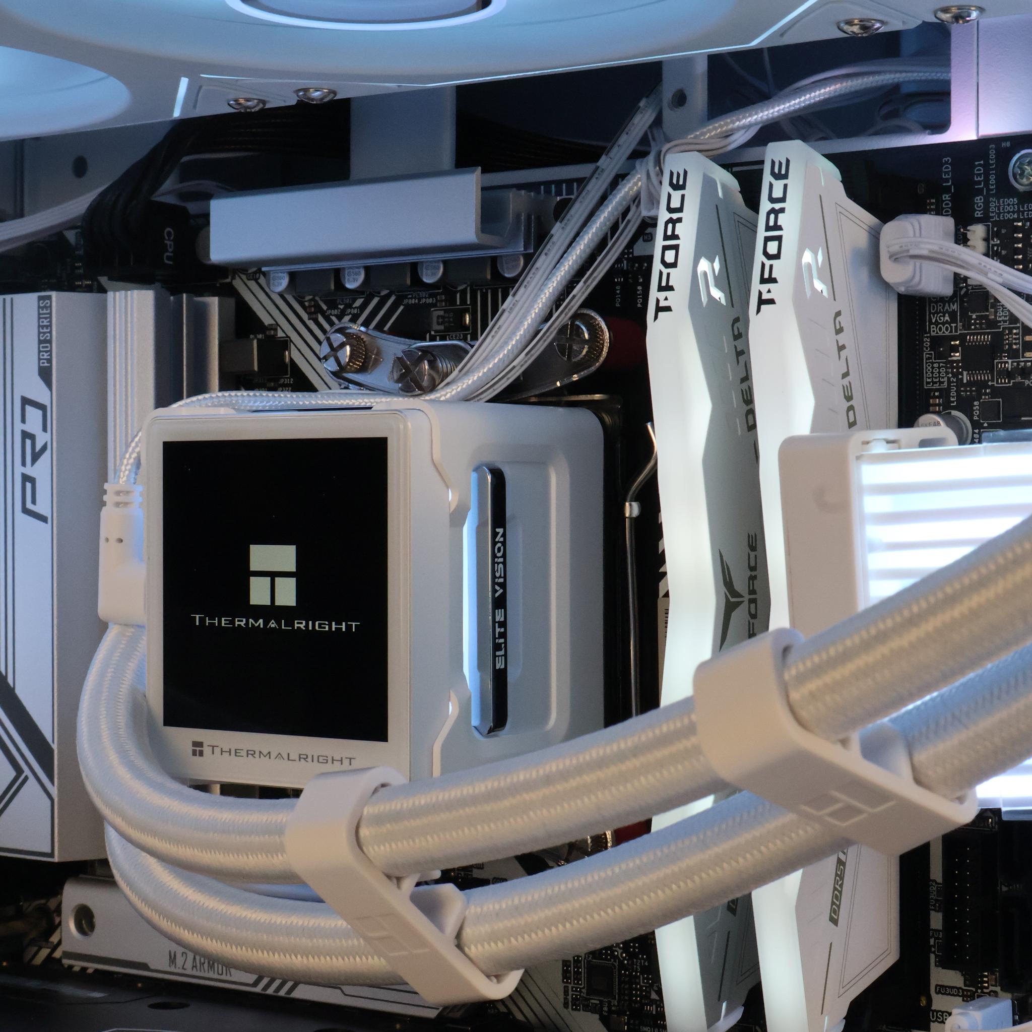 ⚪ Ryzen 7 9700X/RTX 5070Ti 16GB Gaming/Streaming PC ⚪