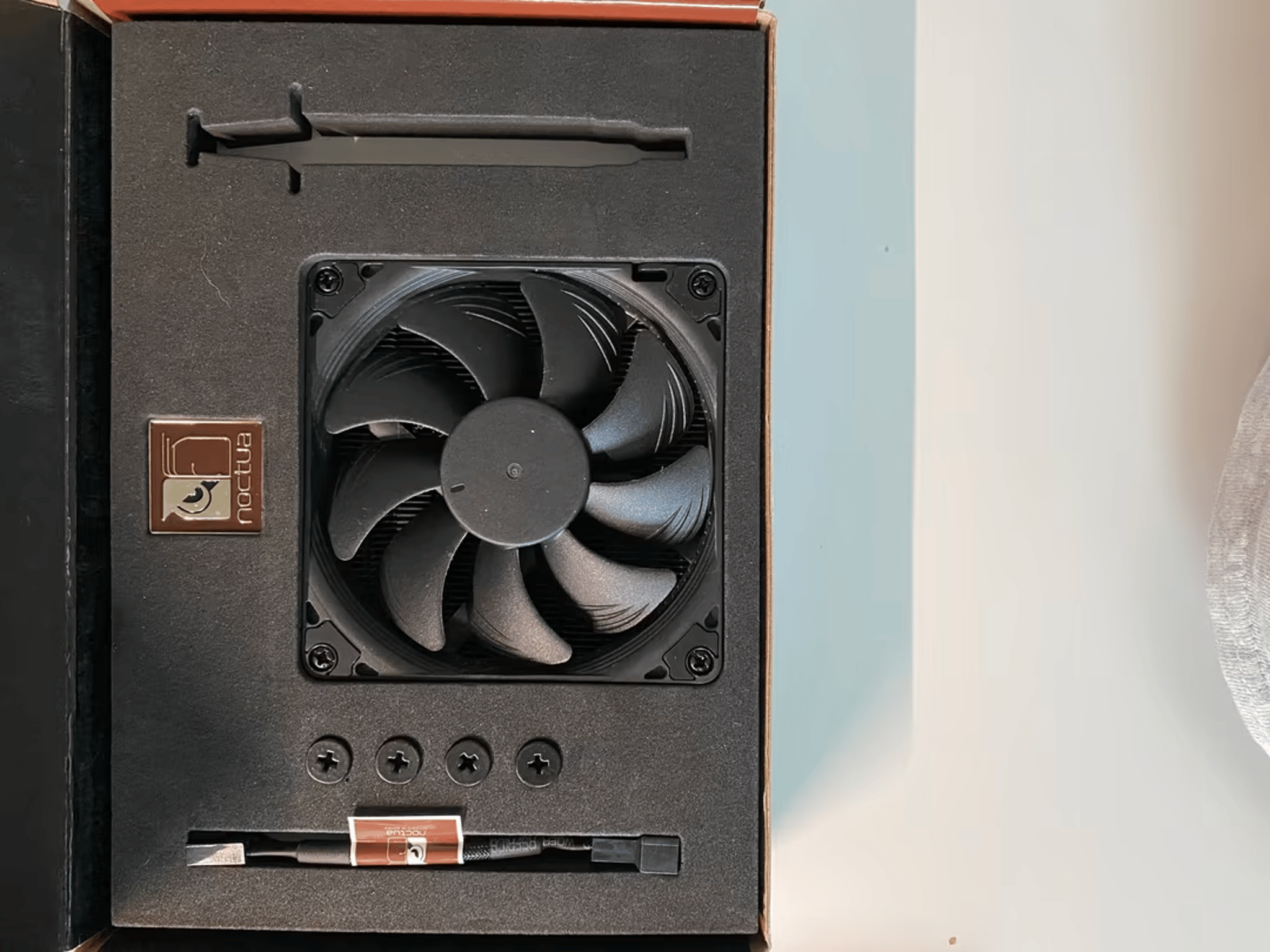 Noctua NH-L9a-AM4 (For use with AMD)