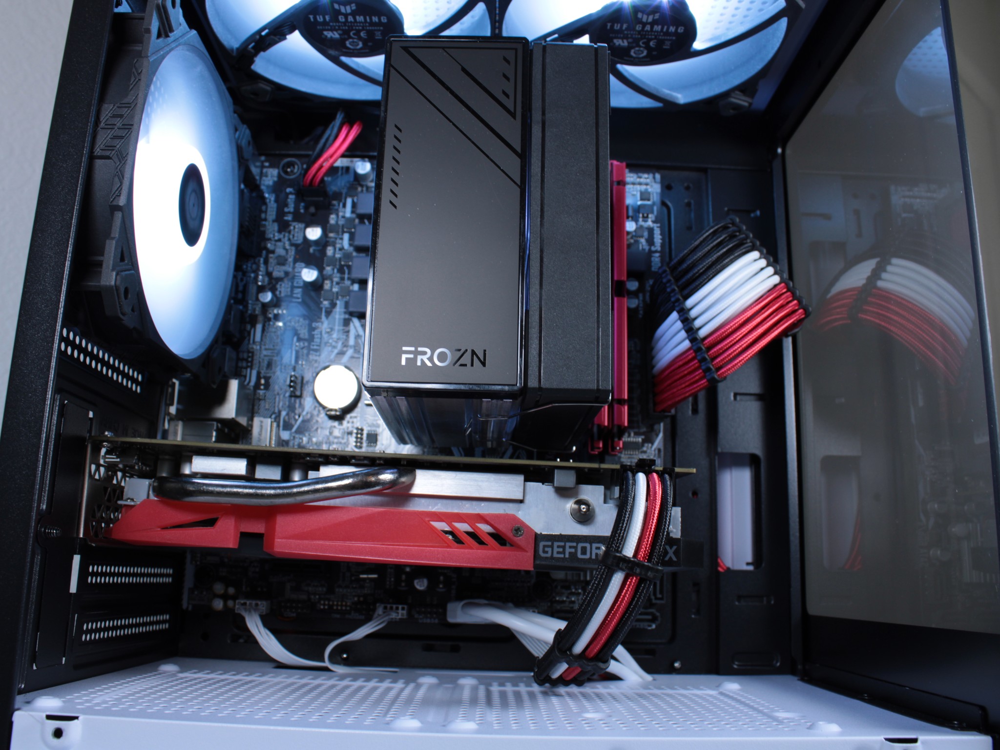 GTX 1660 Super | Ryzen 5 2600 | 16 GB DDR4 Ram 3200 MHz | 512GB NVMe | WiFi | Windows 11 activated