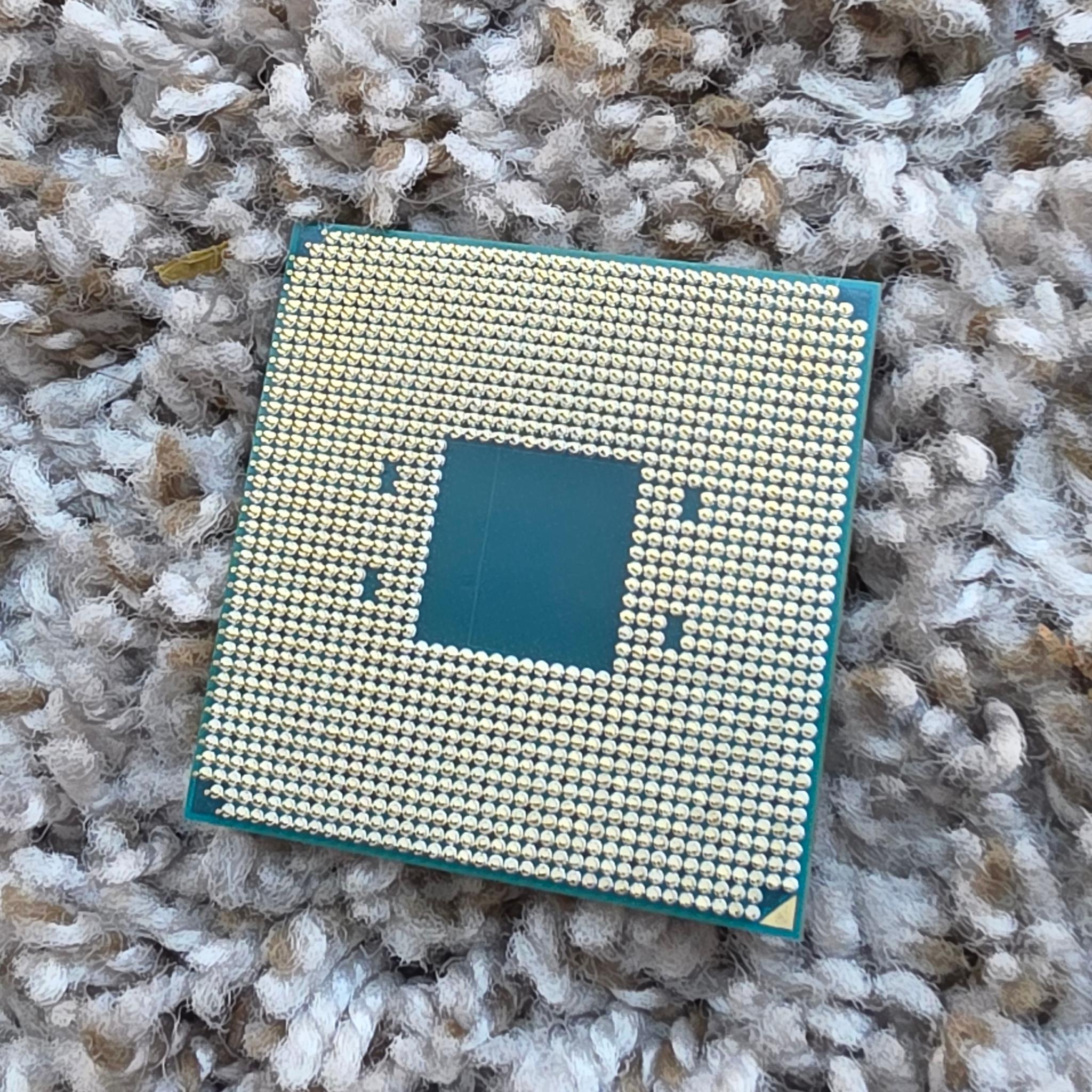 AMD Ryzen 5 5600X3D