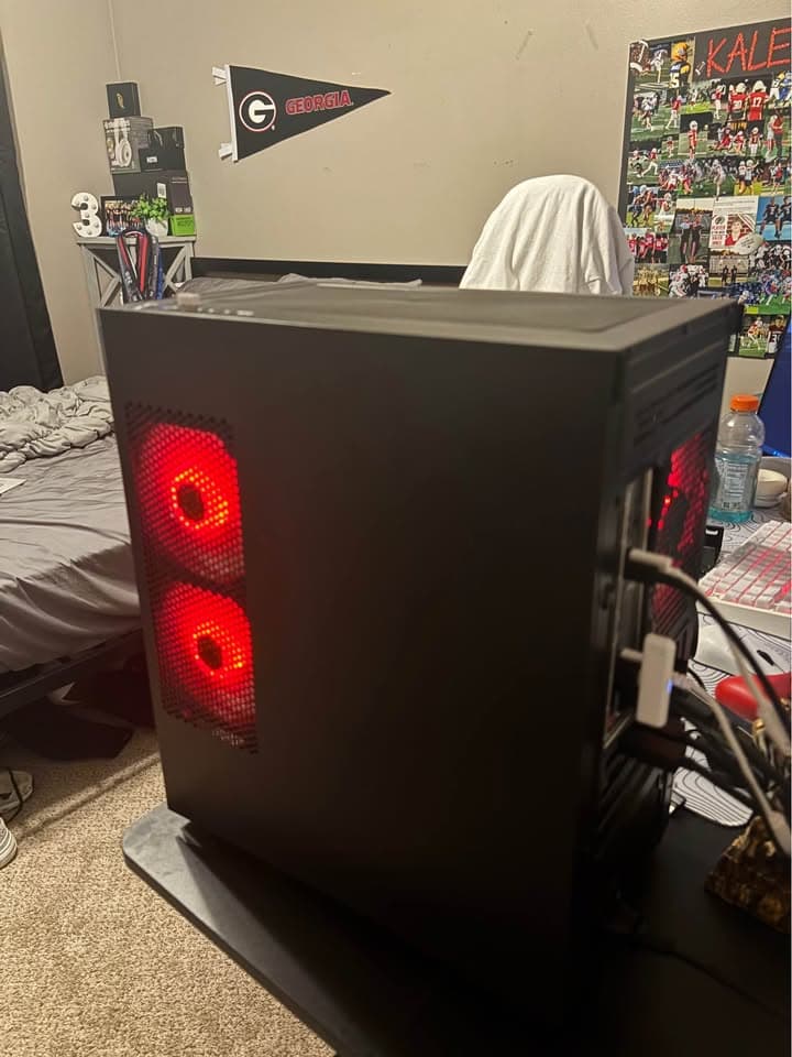 Gaming PC - RX 6600 / Intel Core Ultra 5 / 16GB DDR5