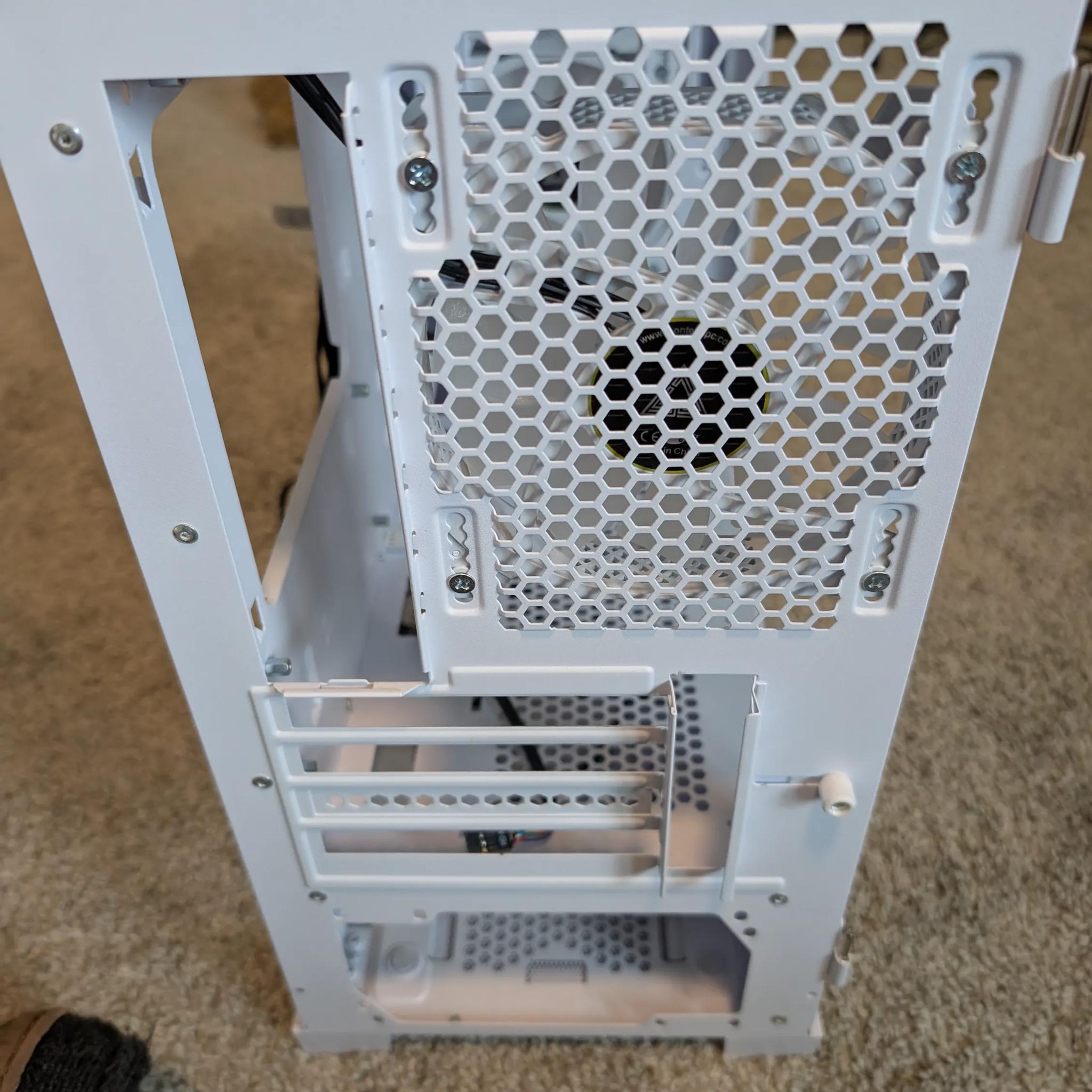 Montech Air 100 with white cable extensions
