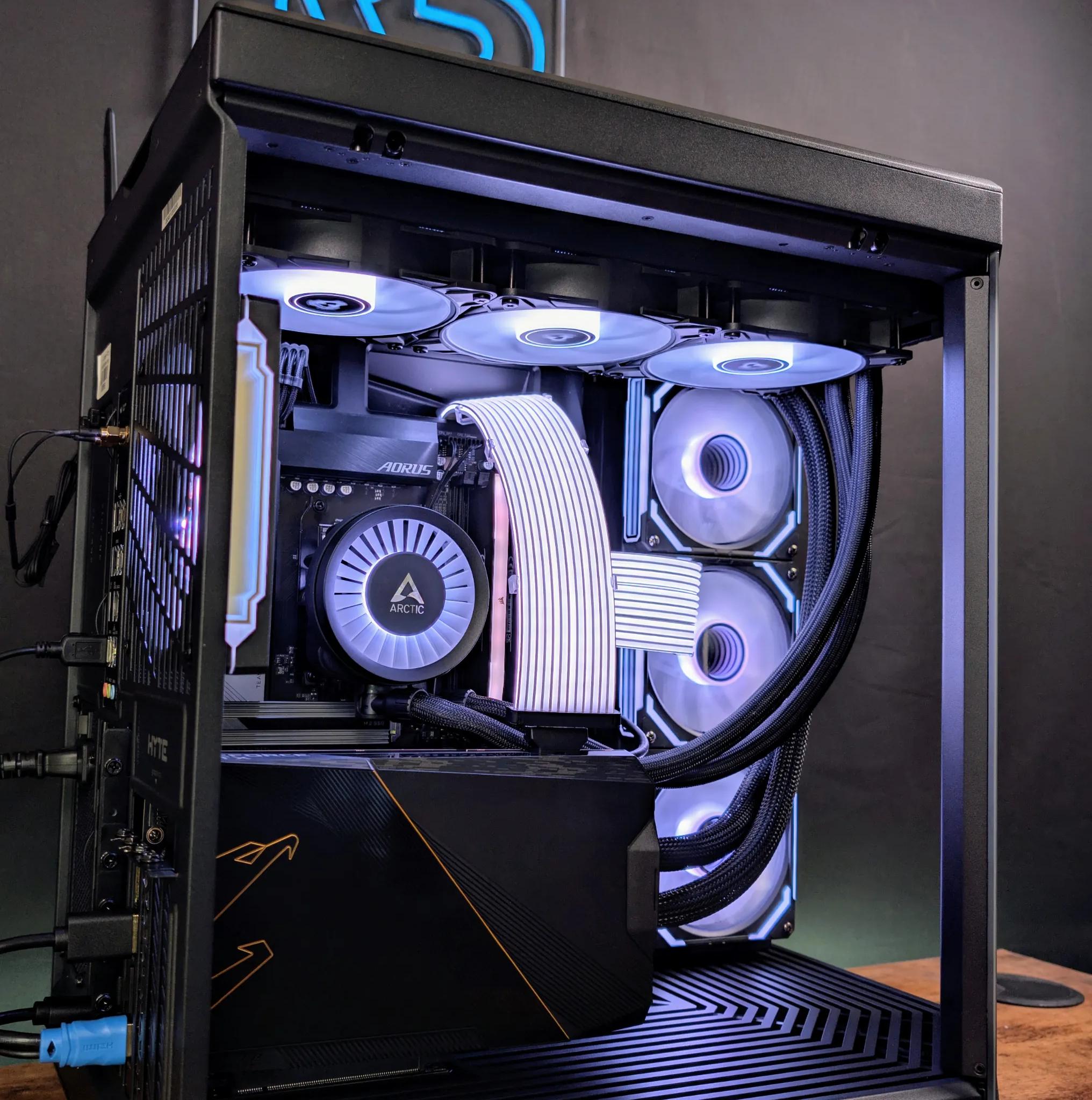 RTX 4090 // Ryzen 7950x3D // 96GB DDR5 // 2TB Samsung 990 Pro // WiFi