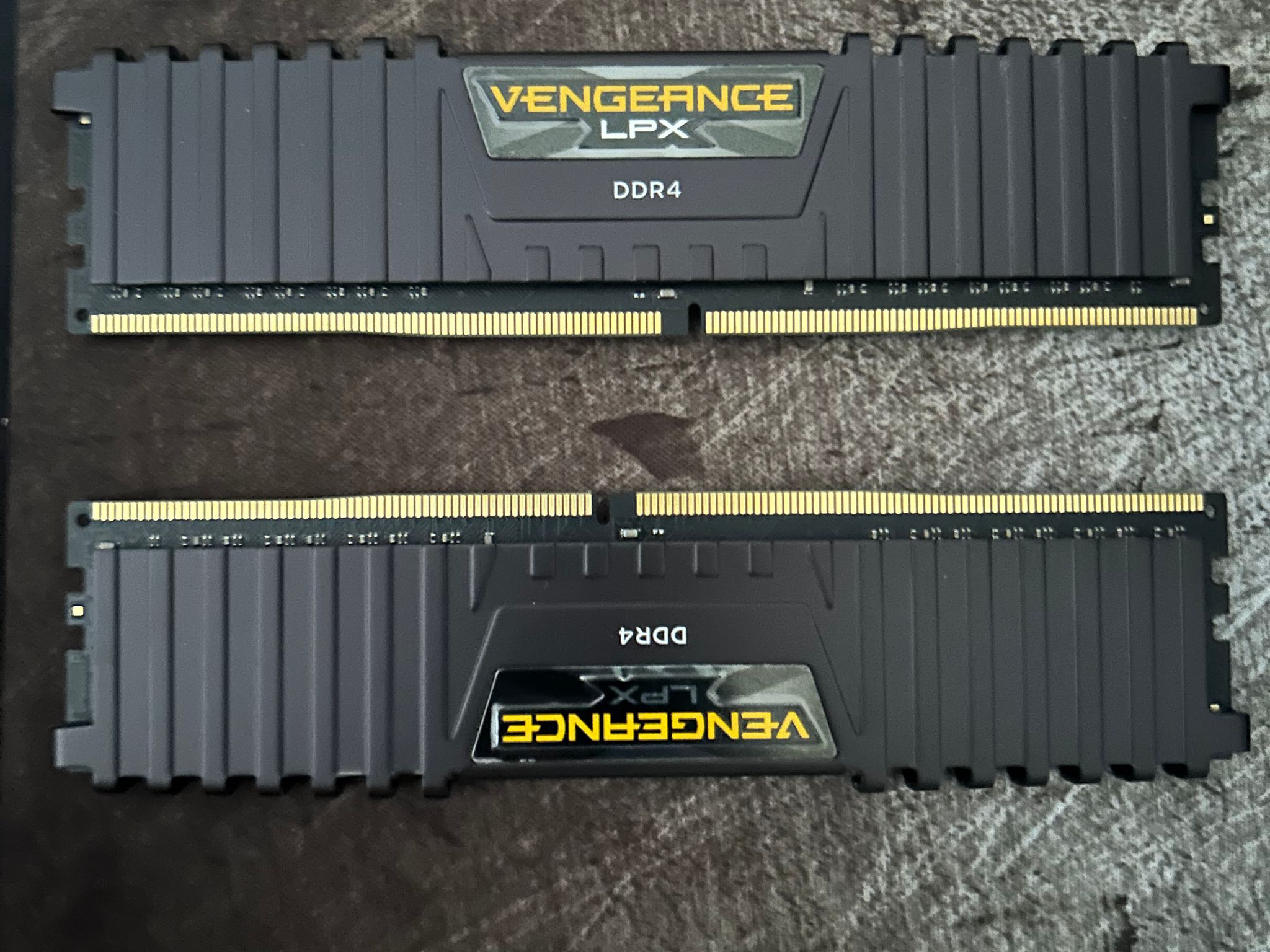 Corsair Vengeance LPX 16GB (2X8GB) DDR4 3200 MHz