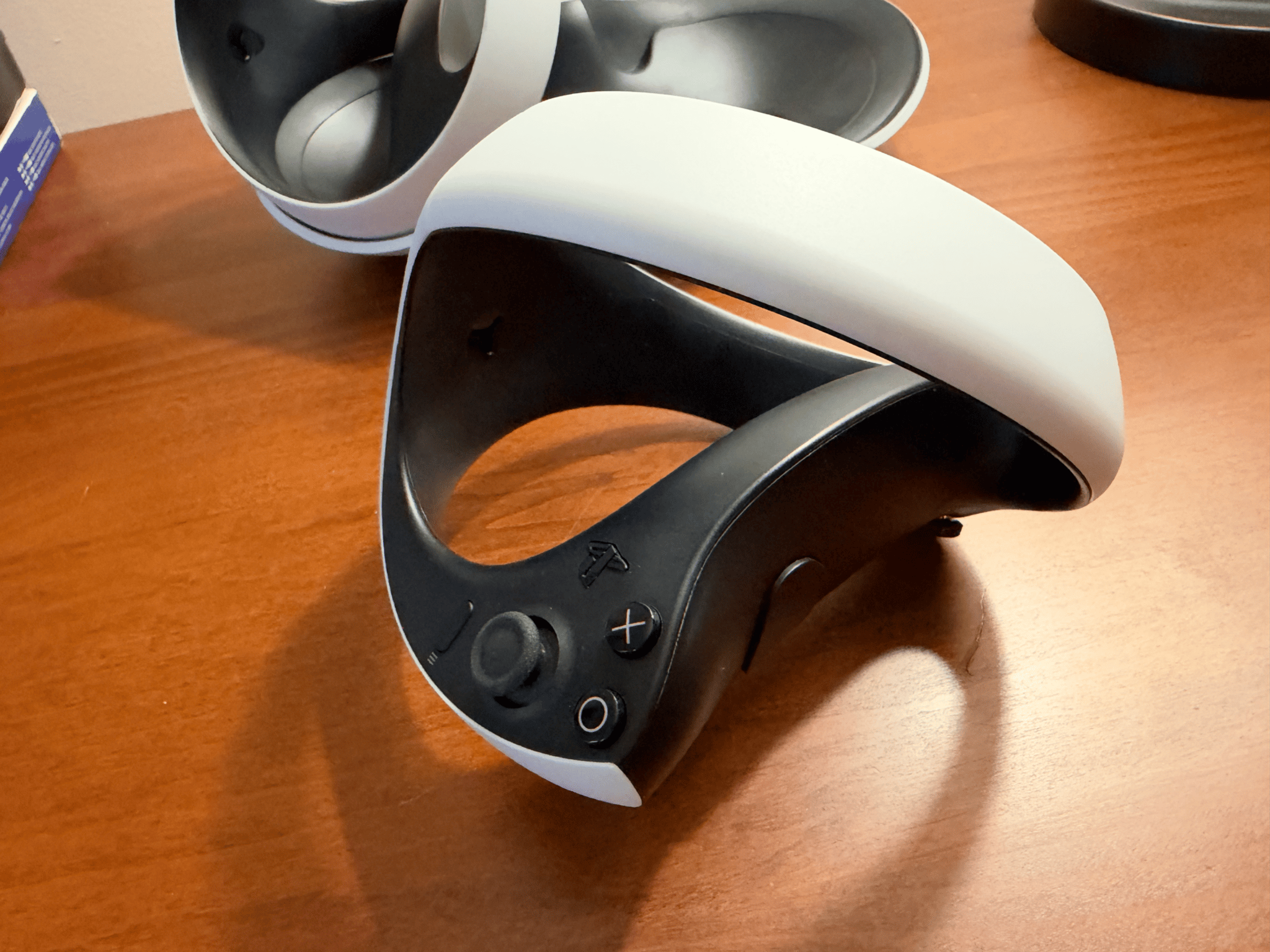 PSVR2 Sense Controllers + Charging Dock