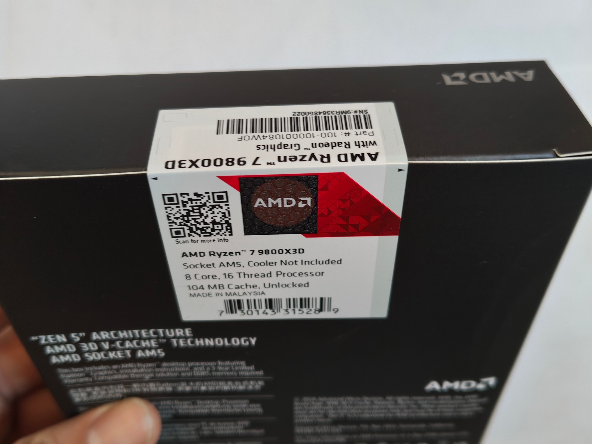 AMD Ryzen 7 9800X3D