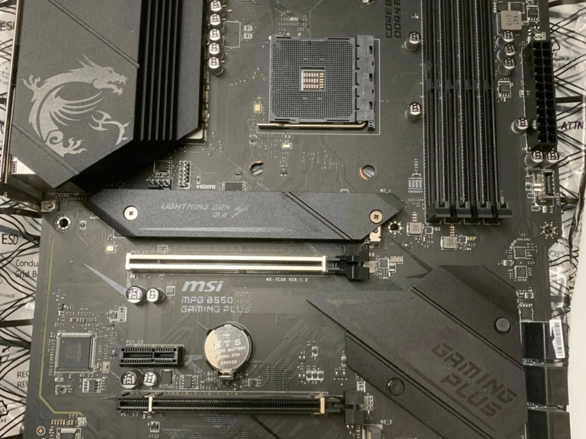 MSI - B550 GAMING PLUS (Socket AM4) AMD