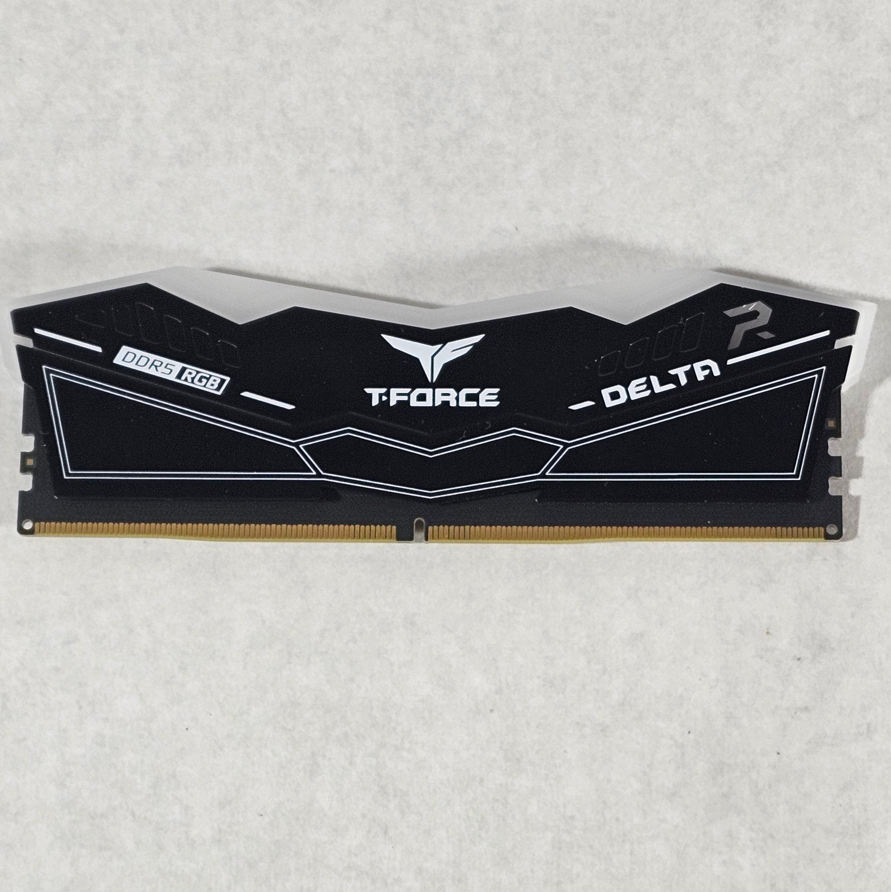 16GB DDR5 (1x16GB) CL38 6000MT/s T-FORCE DELTA R