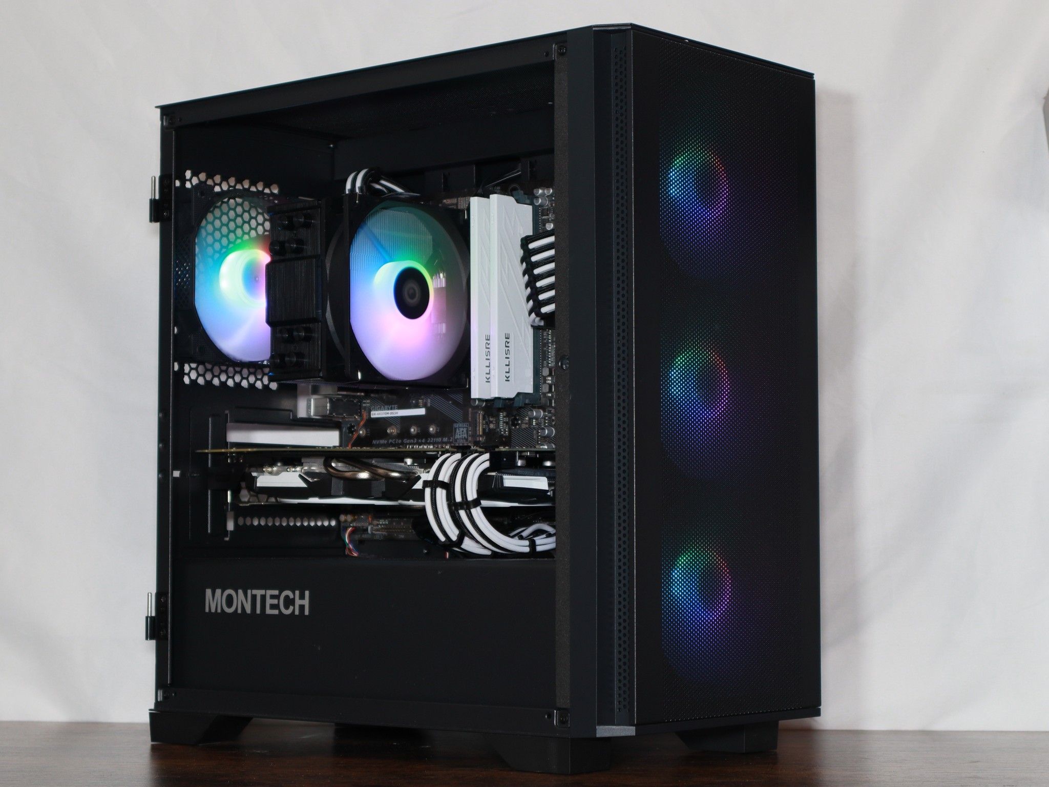 Gaming PC | RYZEN 7 2700X  | GTX 1070 Ti | 16GB RAM | 512GB SSD