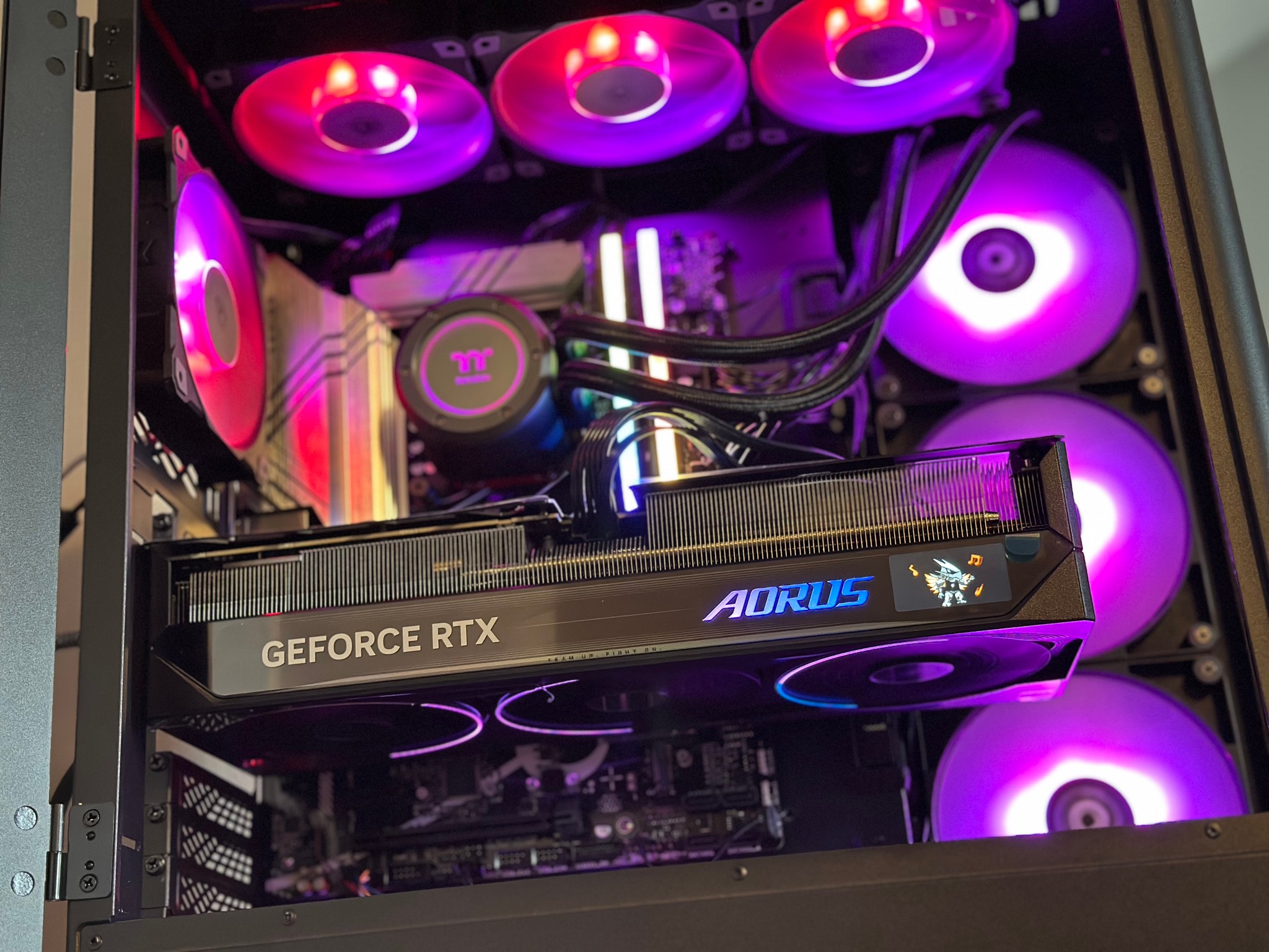 5080 Master Aorus 32 GB RAM CL 30 2TB