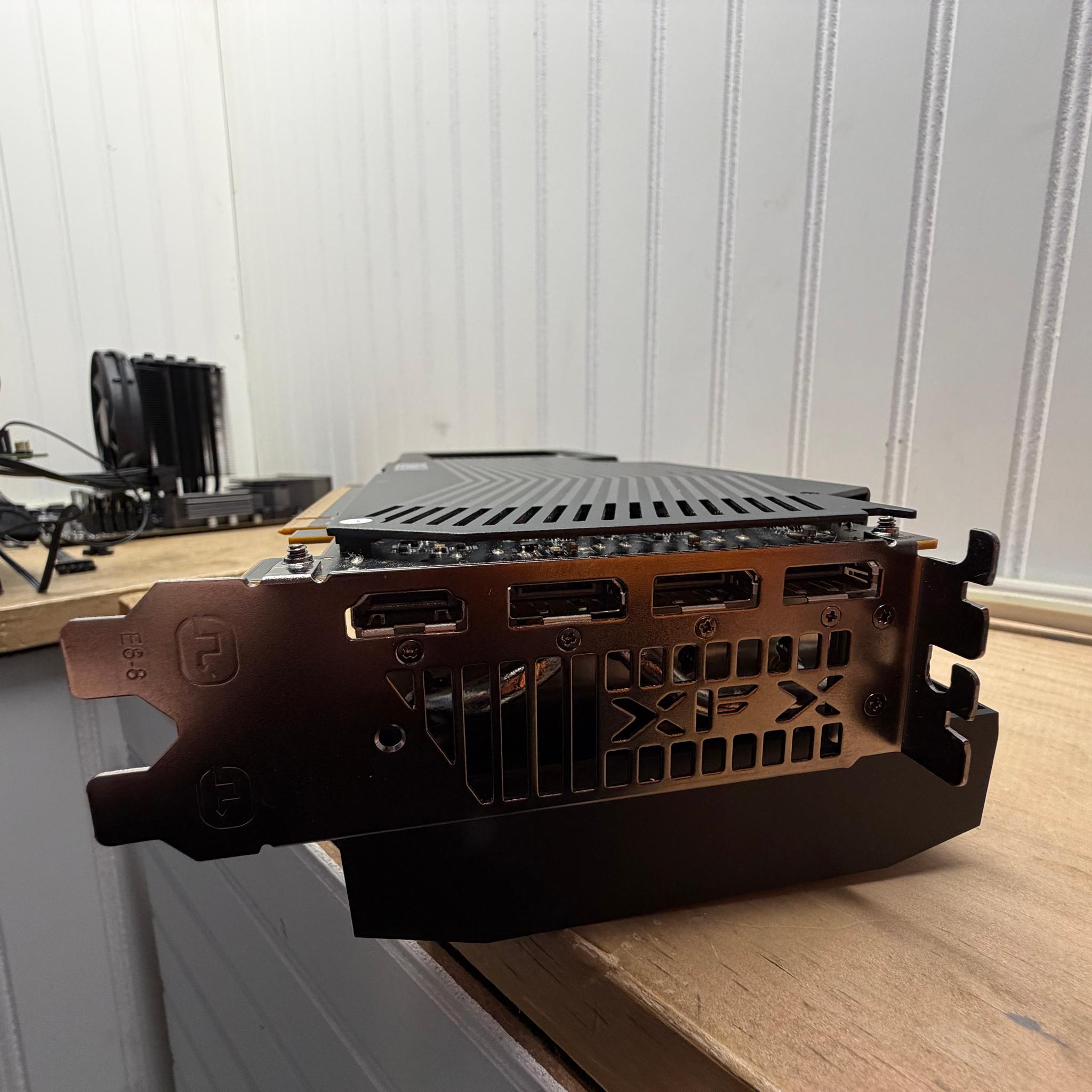 XFX RX 9070XT Magnetic OC NOT PERFECT