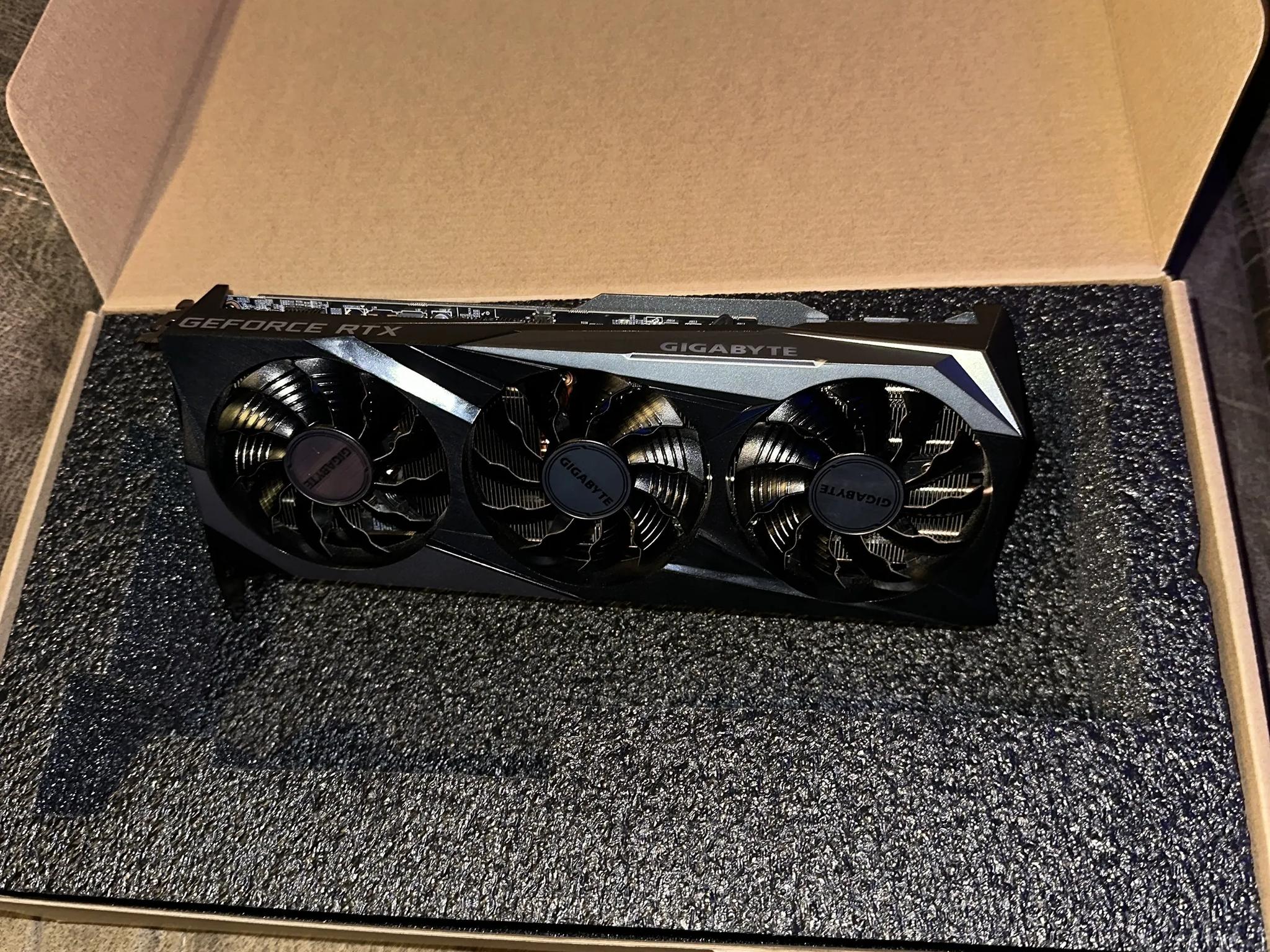 Gigabyte GAMING OC Rev 2.0 GeForce RTX 3070 LHR 8 GB