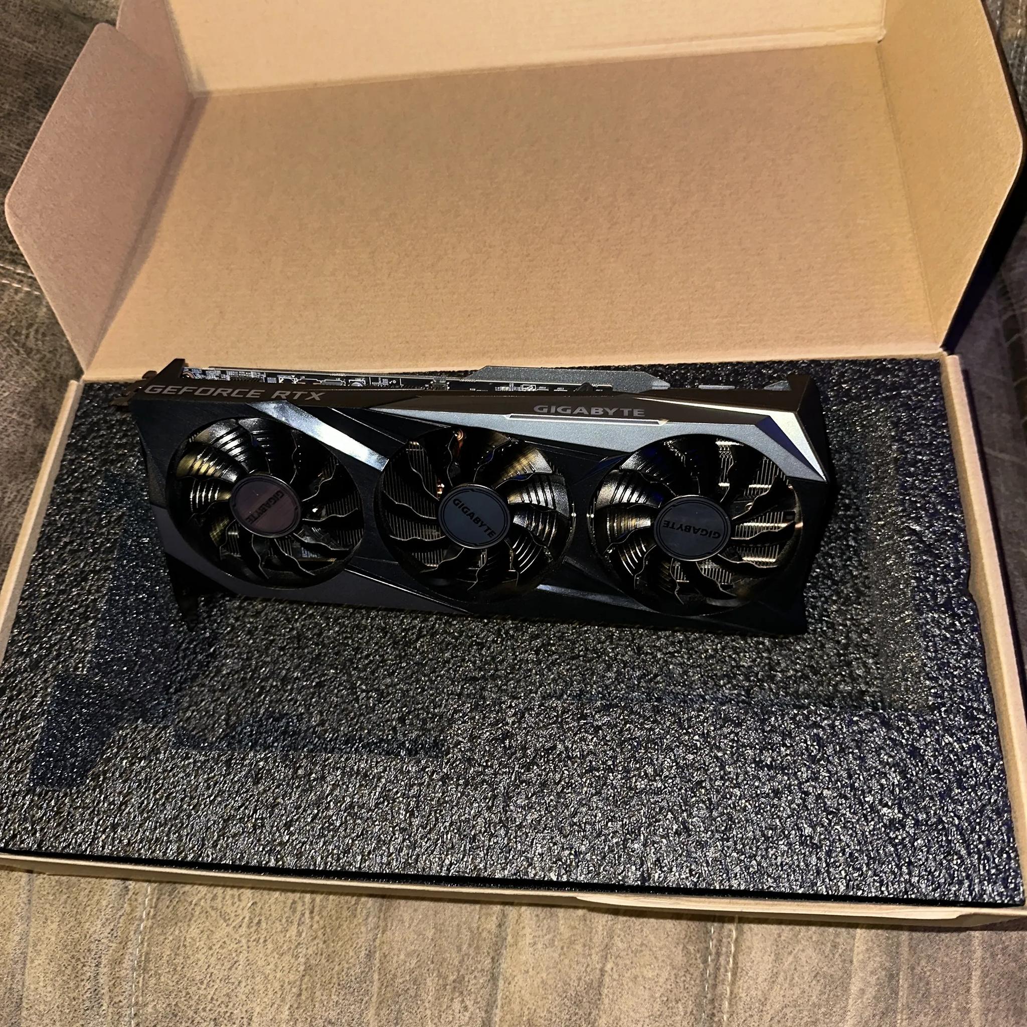 Gigabyte GAMING OC Rev 2.0 GeForce RTX 3070 LHR 8 GB