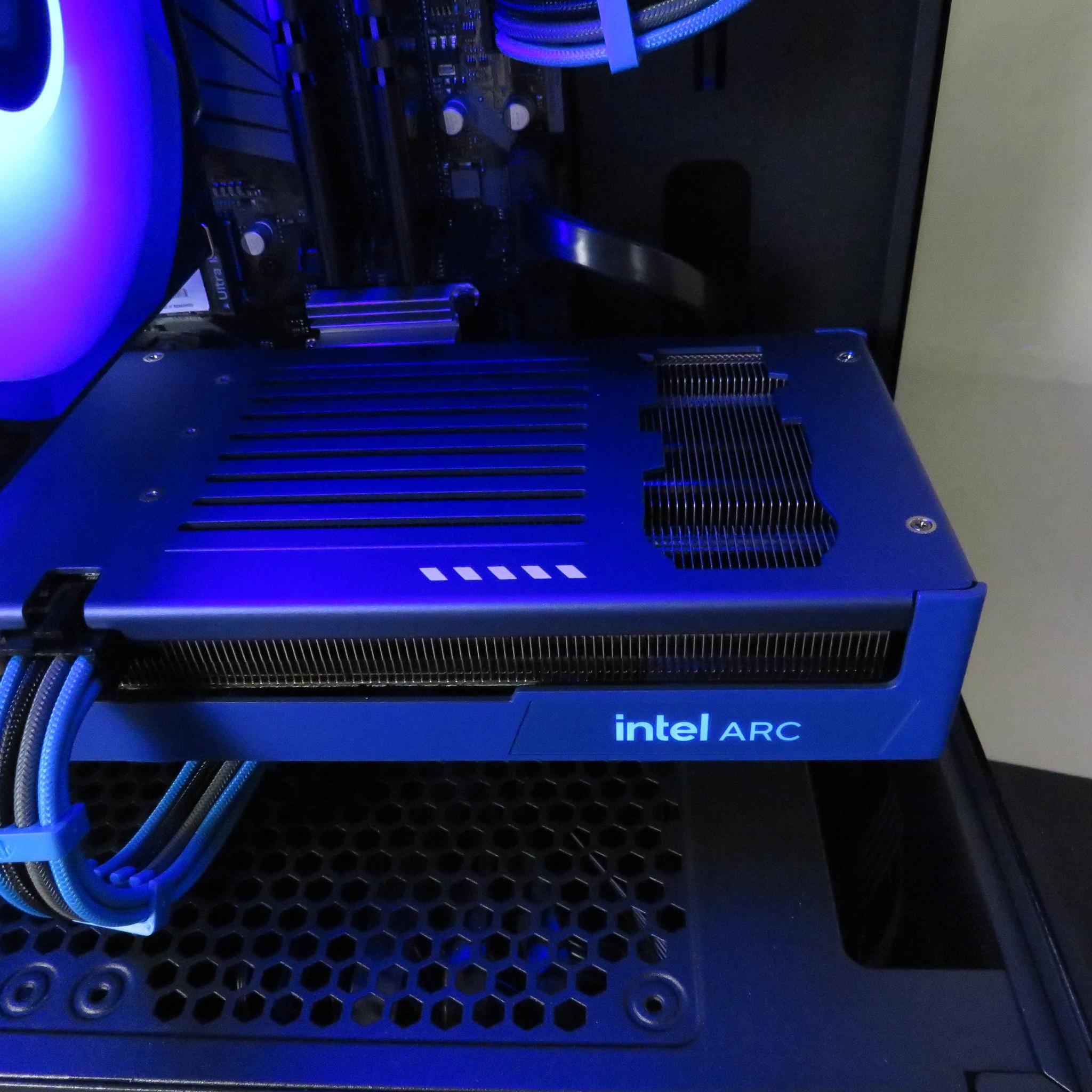 Ultimate Battlemage Gaming all new parts: Ryzen 5 5600 + Intel Arc B580 + 16 GB DDR4 + 1 TB NVME SSD