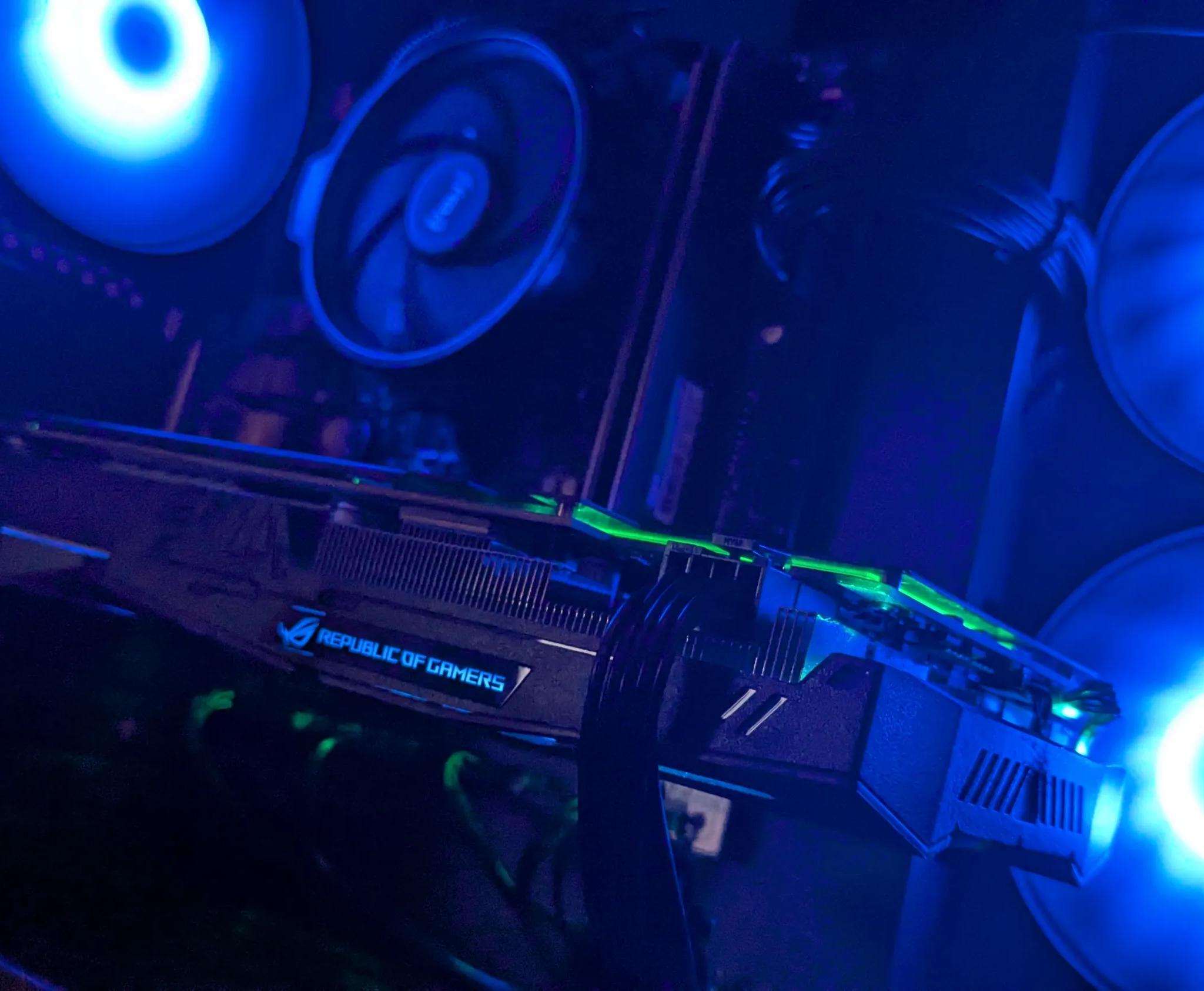 !SALE! Mjölnir | Nvidia GTX 1070 8GB | Ryzen 5 2600 | 1000GB SSD | 16GB RAM | WIFI | ARGB Gaming PC