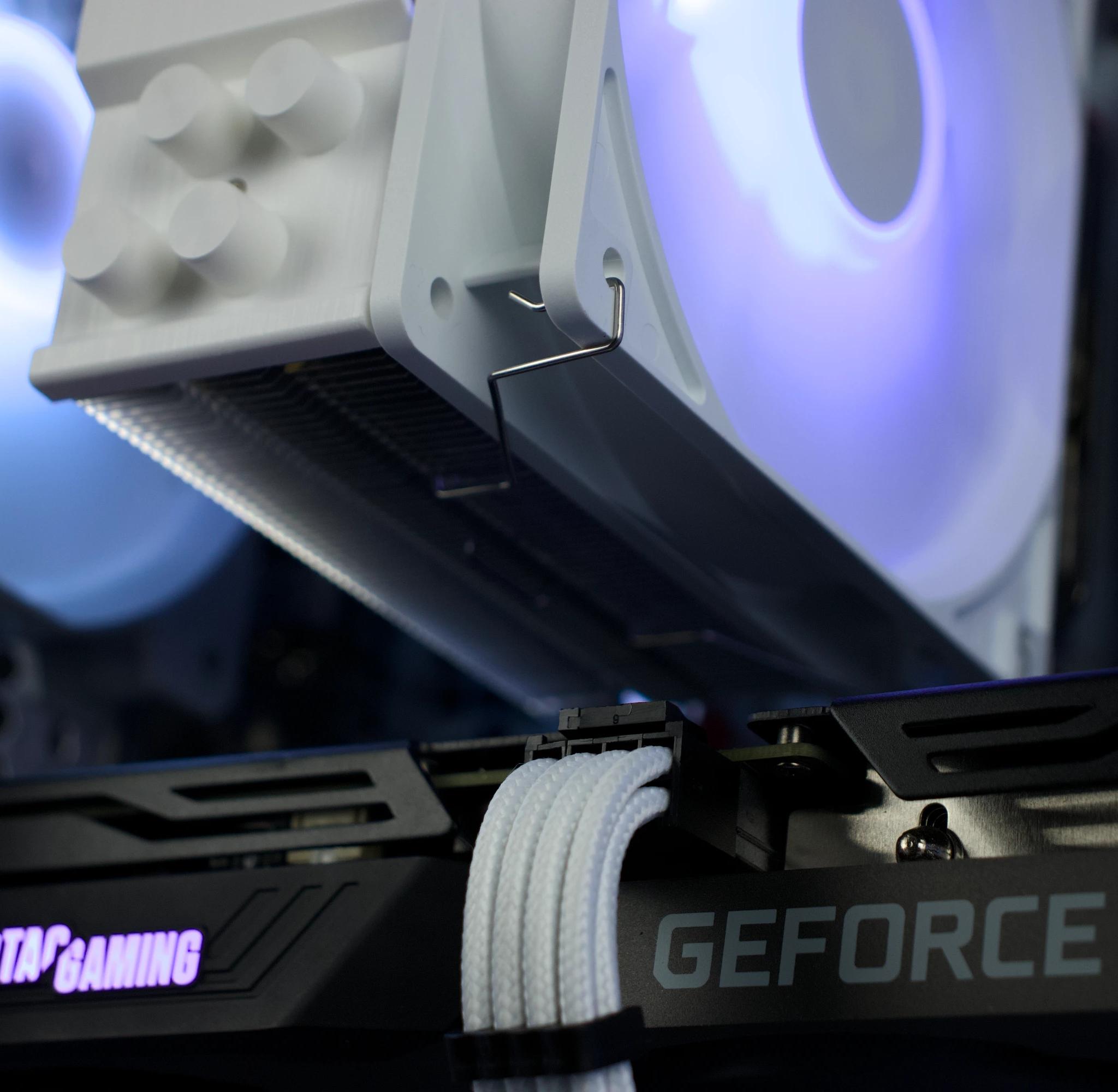 🧊❄️🧊 White Gaming PC – RTX 3060 TI , Ryzen 5 3600, 16GB RAM, 500GB SSD - WiFi, BlueTooth 🧊❄️🧊