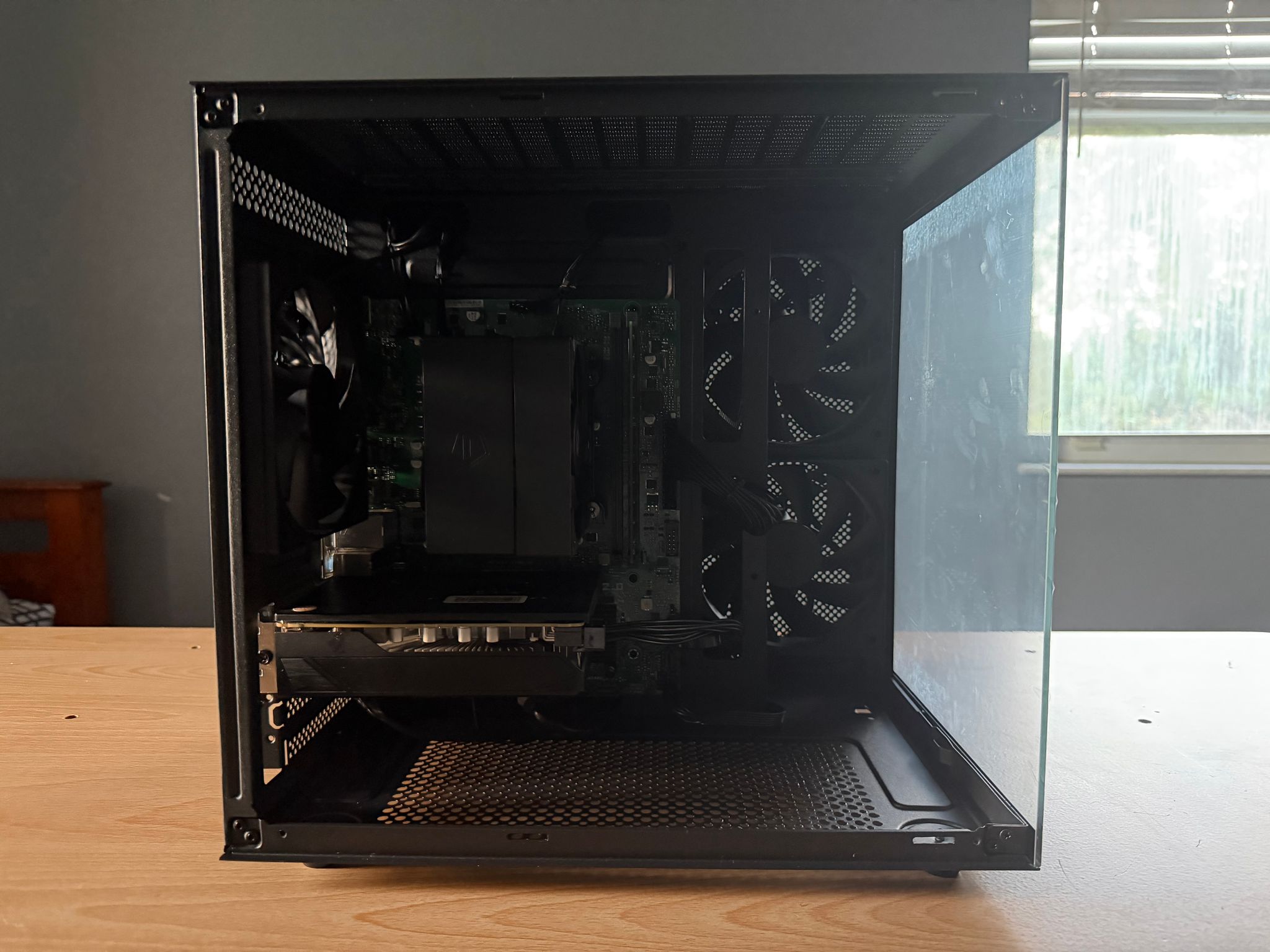 ⚫️”The Stealthy Budget Beast”⚫️  GTX 1660 SUPER | i5-8400T | 16GB RAM | 480GB SSD | ETHERNET |