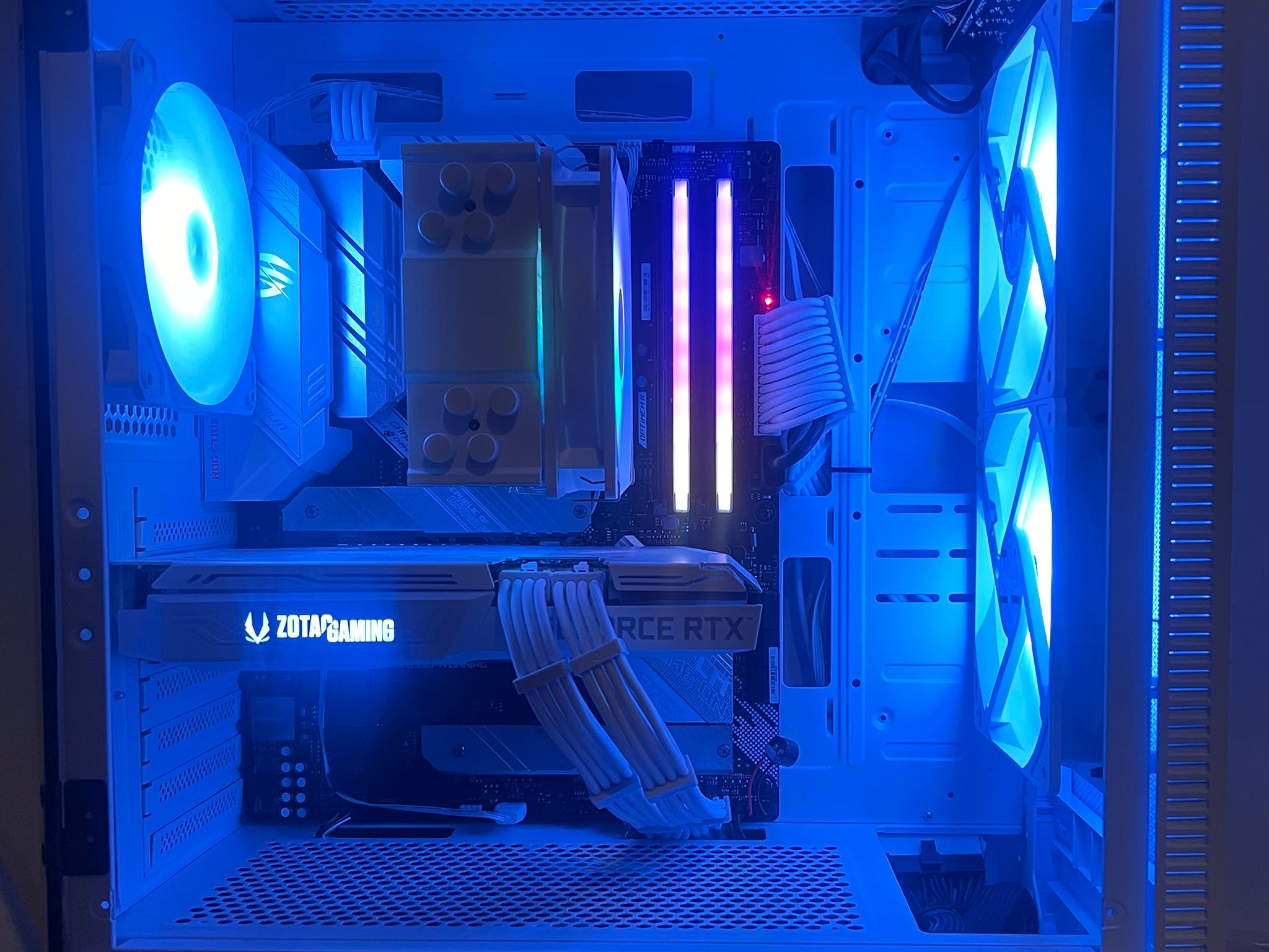 Nvidia RTX 3070 | RYZEN 5 5600X | 16GB RAM | 1TB M.2 NVMe SSD | White Gaming PC