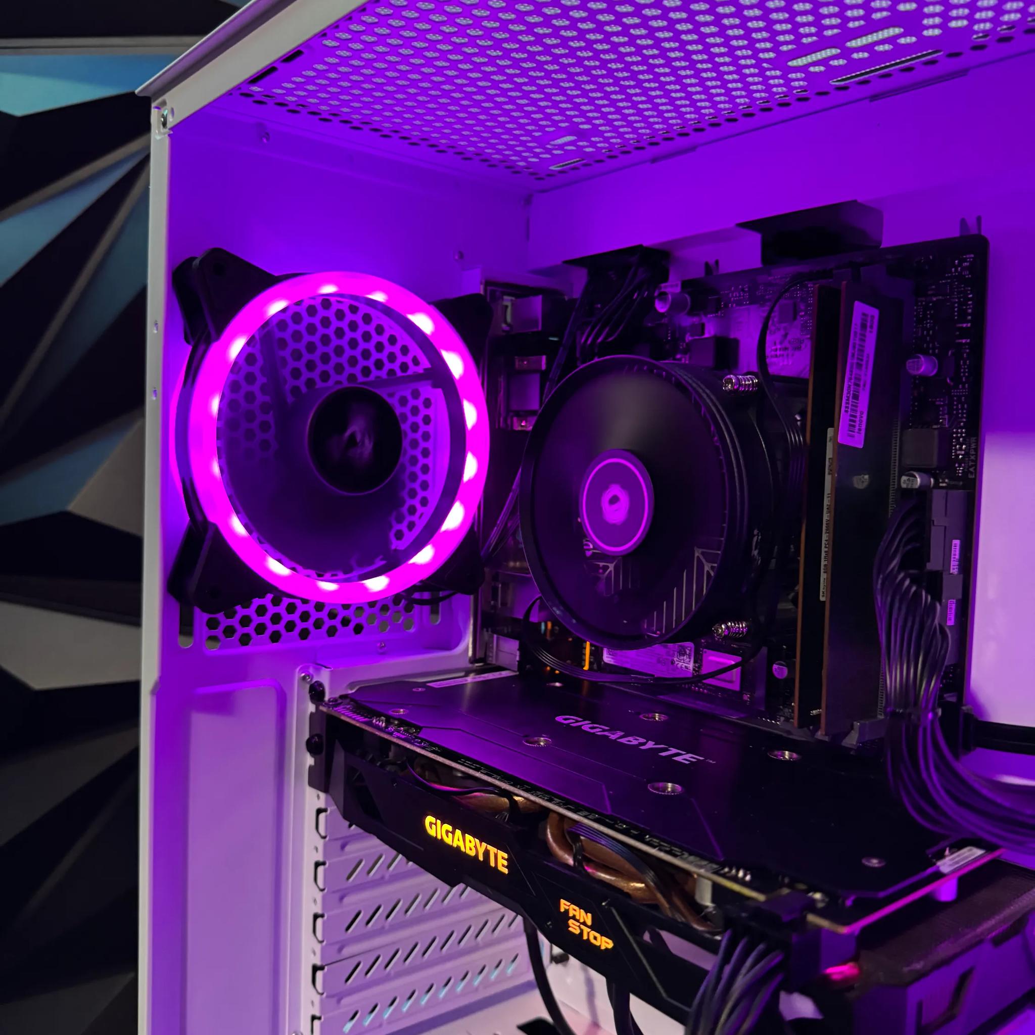 🚀 Budget Berg🚀 i5 9500| RX 580 8GB | 16 GB DDR4 | 1.75 TB Storage