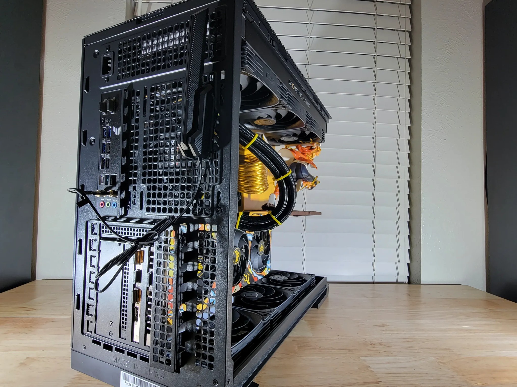 DEMON SLAYER ZENITSU |R5 7600X | RTX 3060 12Gb | Win 11 Pro | 64Gb @6000MT/s