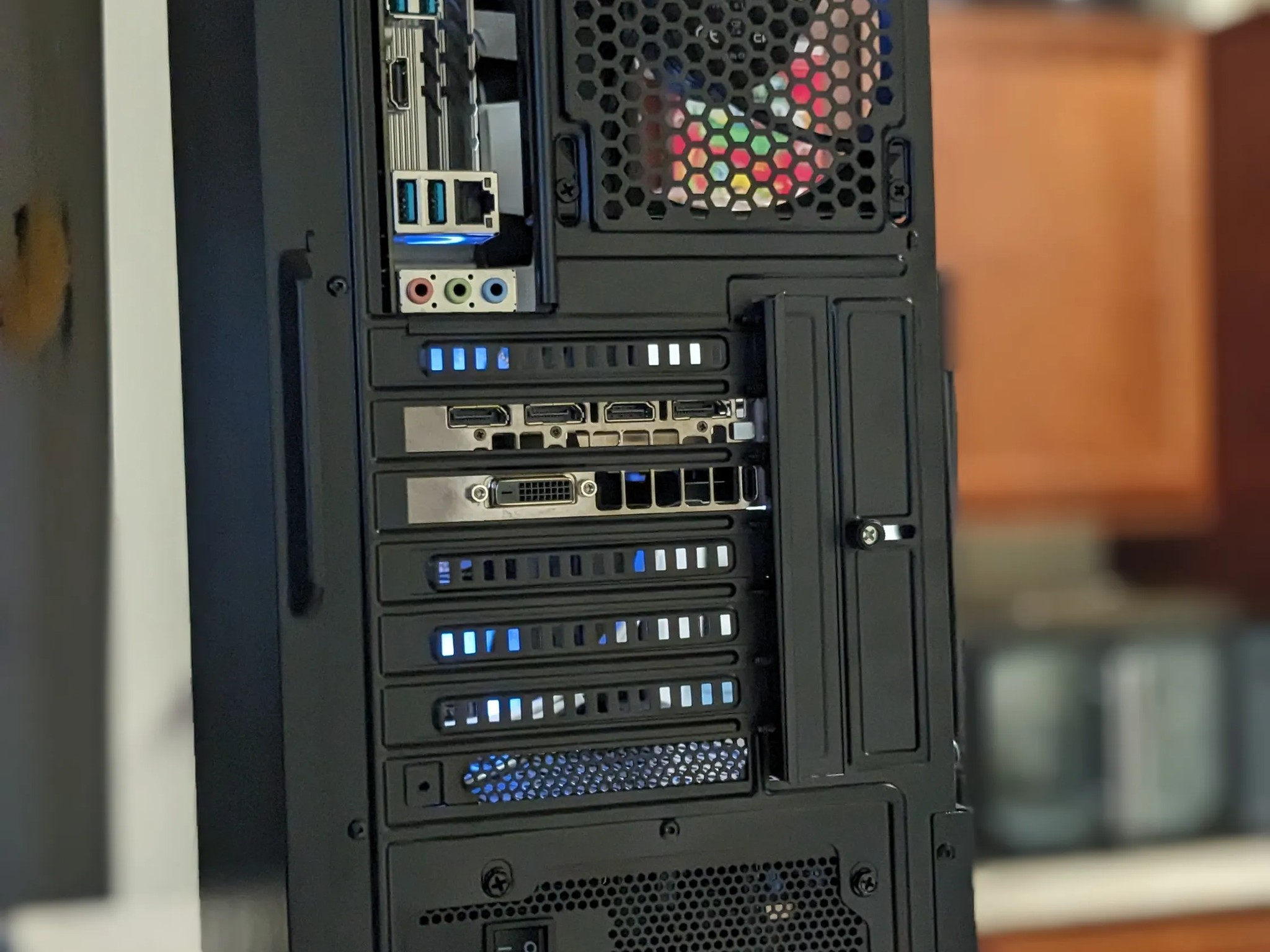 Budget Ryzen Gaming PC - Ryzen 7 2700 - GTX 1070 Ti