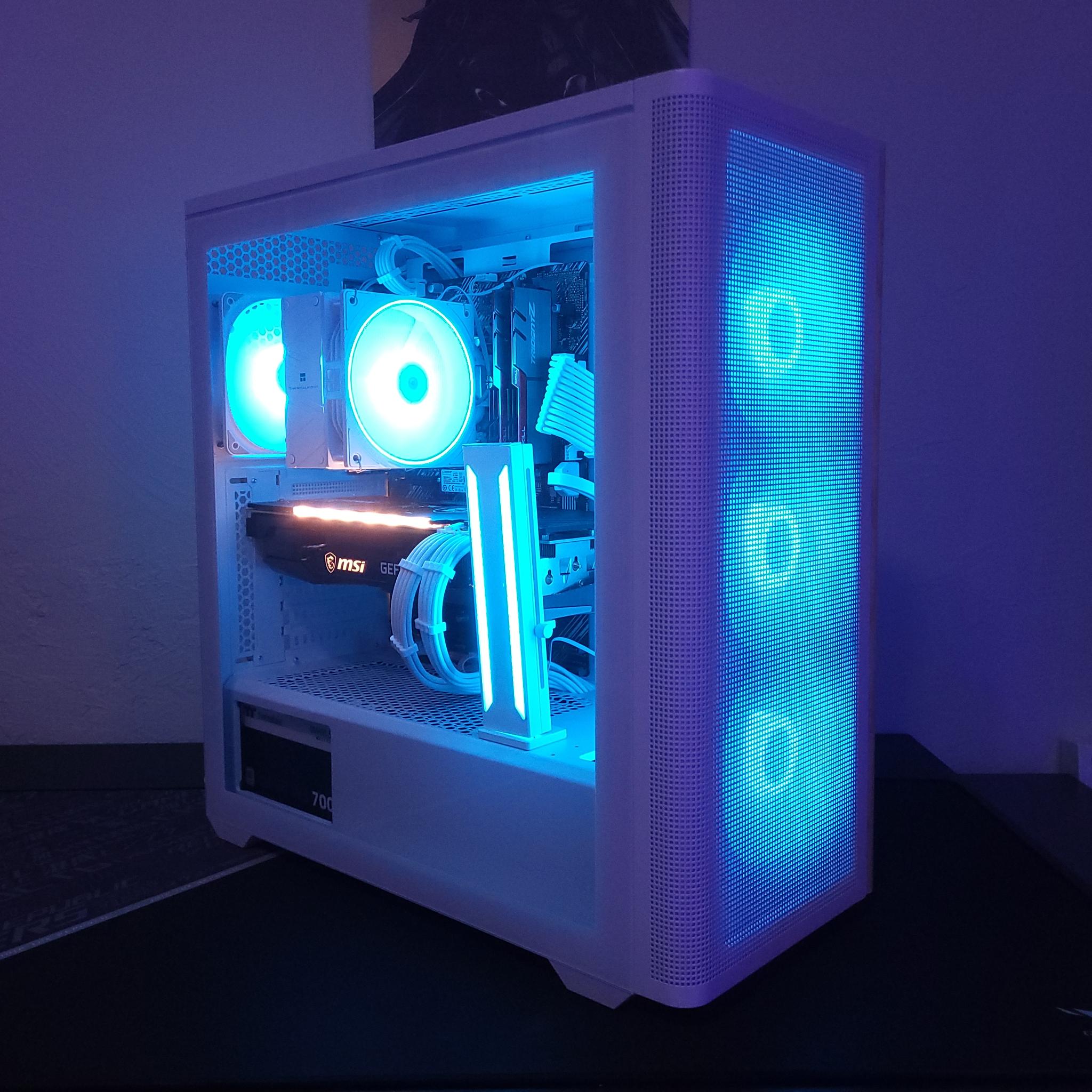White Gaming PC: RTX 3070 | I5 10400F | 32GB RAM | 1.25TB SSD | WiFi | ARGB