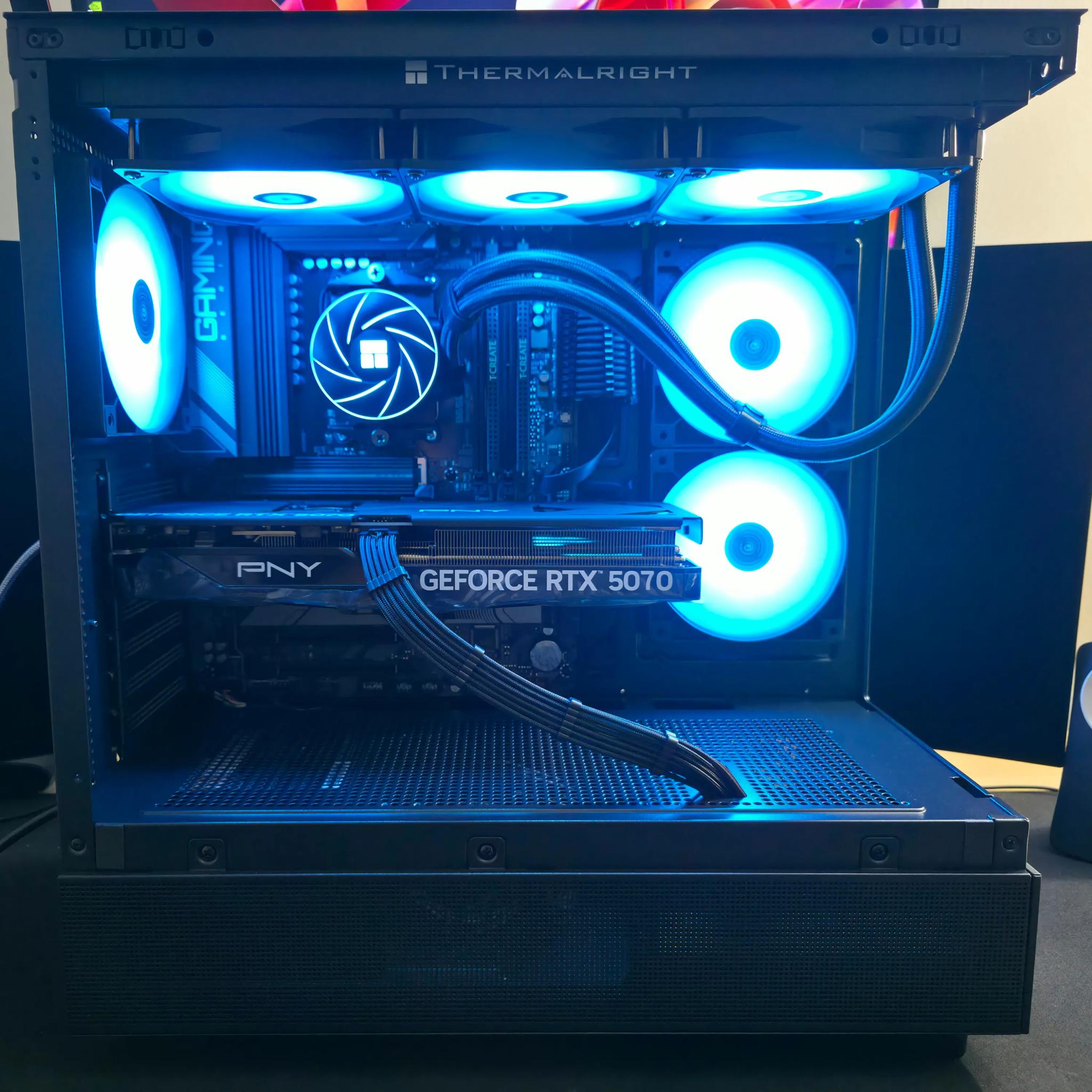 DARKMATTER | RTX 5070 OC | AMD R7 9700X | 32GB DDR5 6000 CL30 | 2TB | 360mm AIO | 850W PSU PCIE 5.0