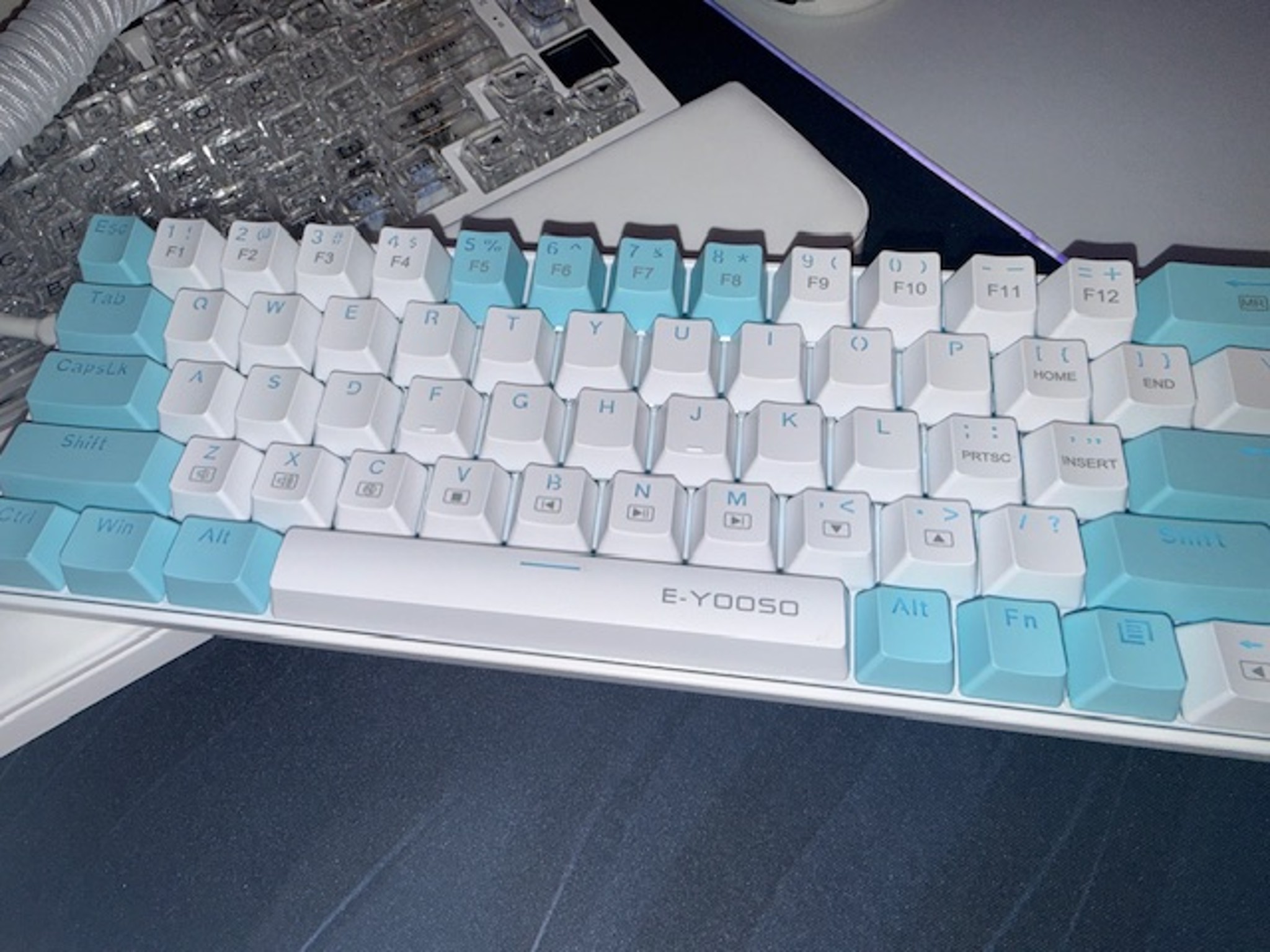 E-YOOSO Z-686, Hot swap switchs