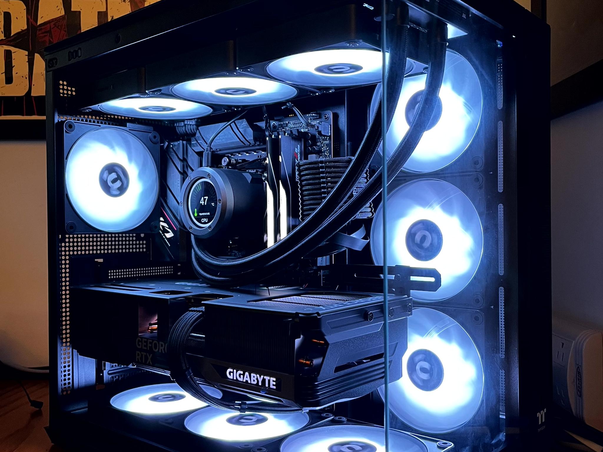 "THE CUBE" - RTX 4080 SUPER OC | Ryzen 7 7800X3D | 32GB CL 32 @6400 MT/s | 4TB | 1000W Platinum