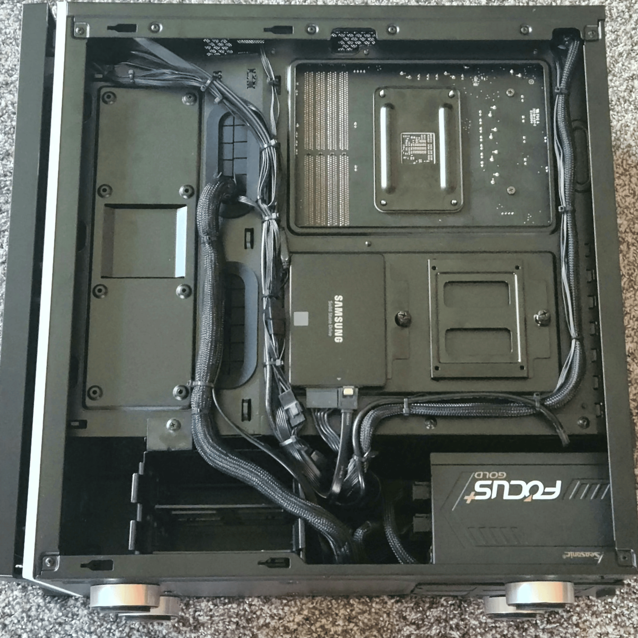 Awesome Mid Level PC, RTX 3060ti, Ryzen 5600G, 16GB 4000 MT/s Ram, Windows 11
