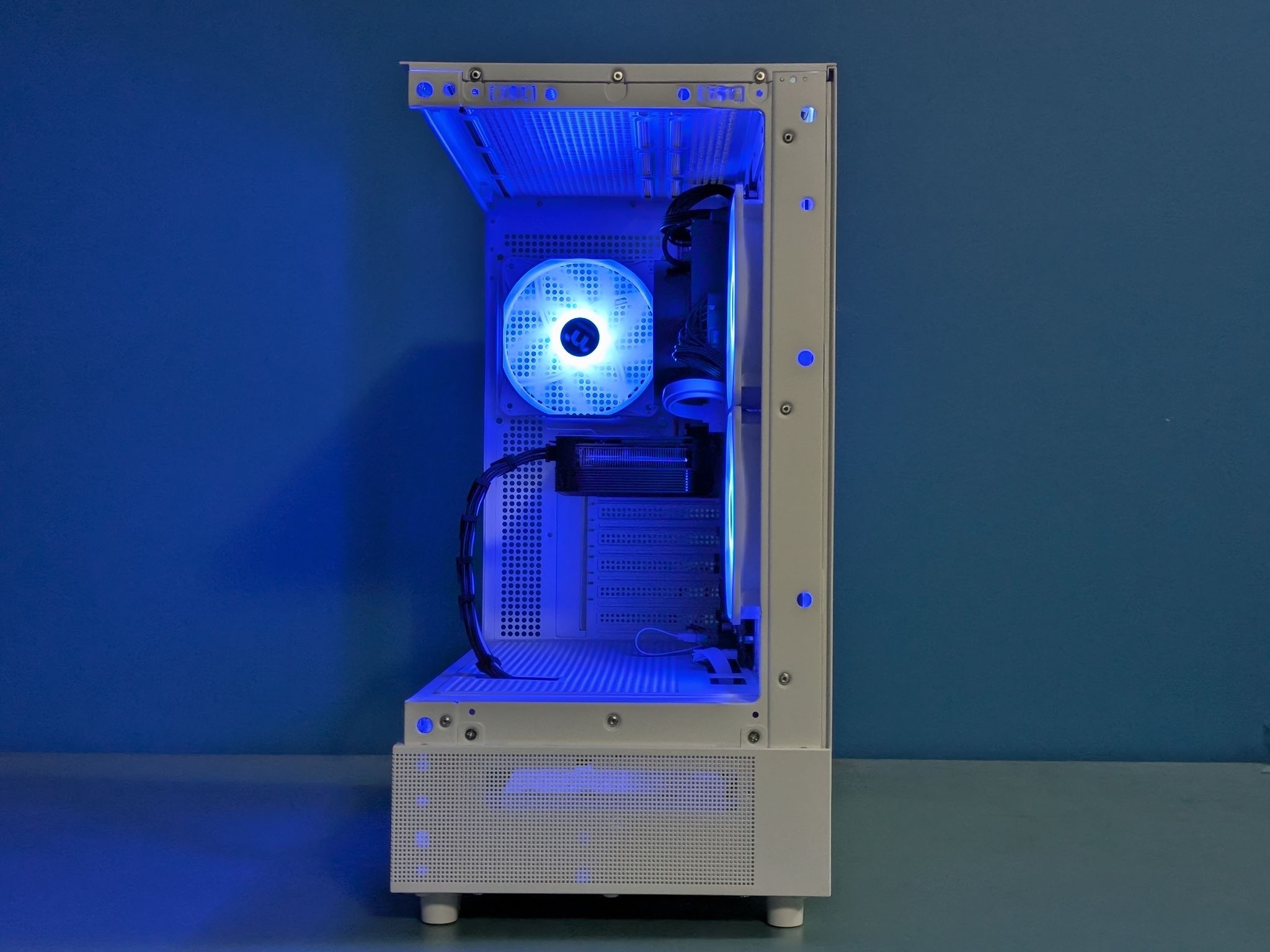 The Panda | RTX 4060 | Ryzen 5 5500 | 16GB RAM | NVMe SSD