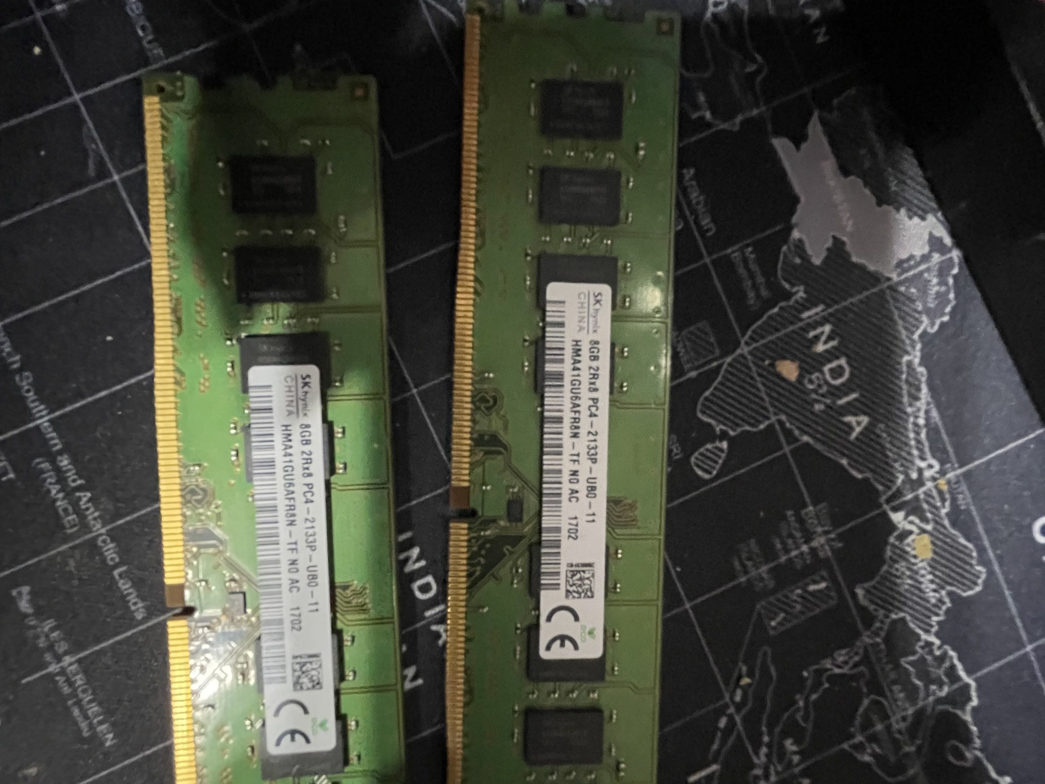 16 GB (8x2) DDR4 2133-2400mhz