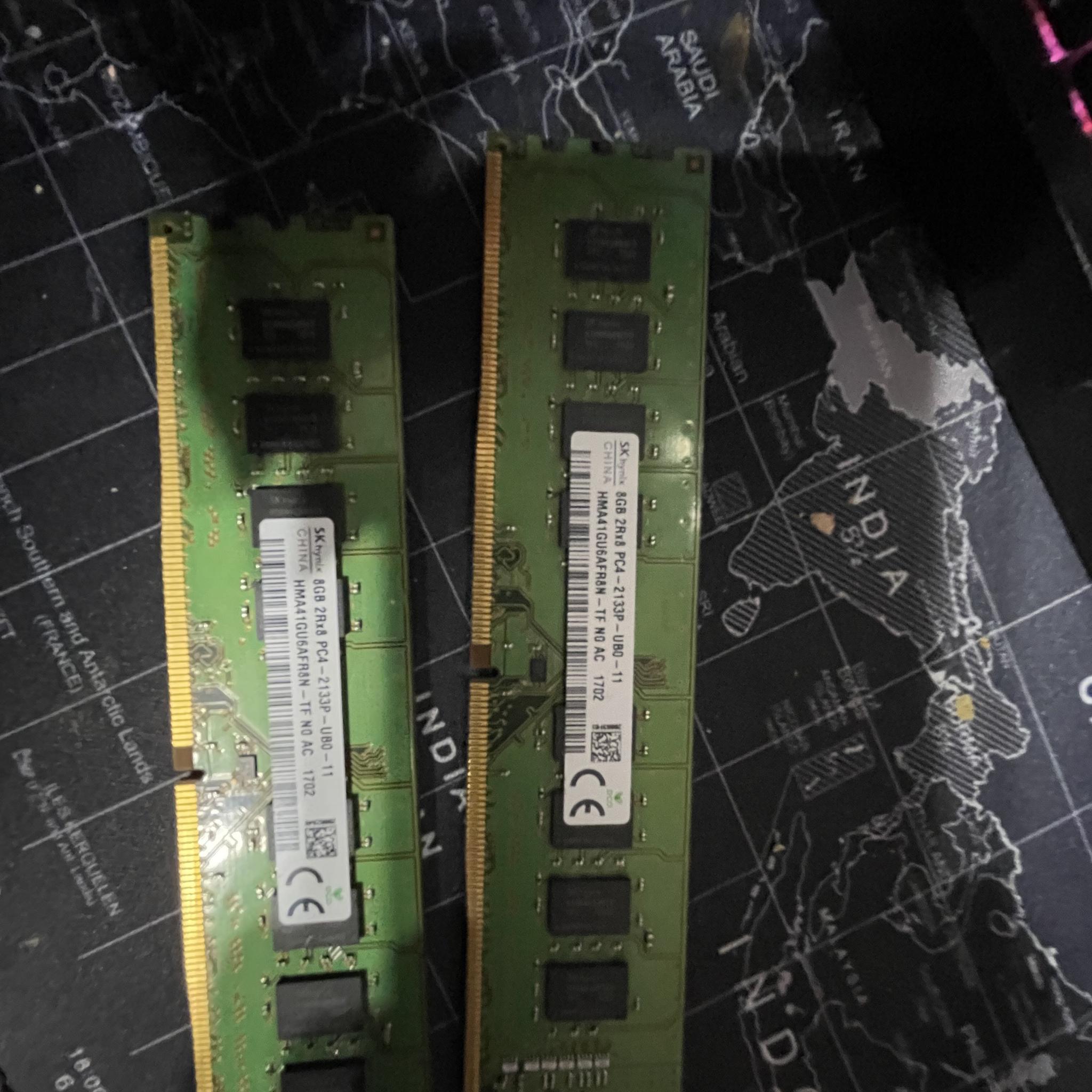 16 GB (8x2) DDR4 2133-2400mhz