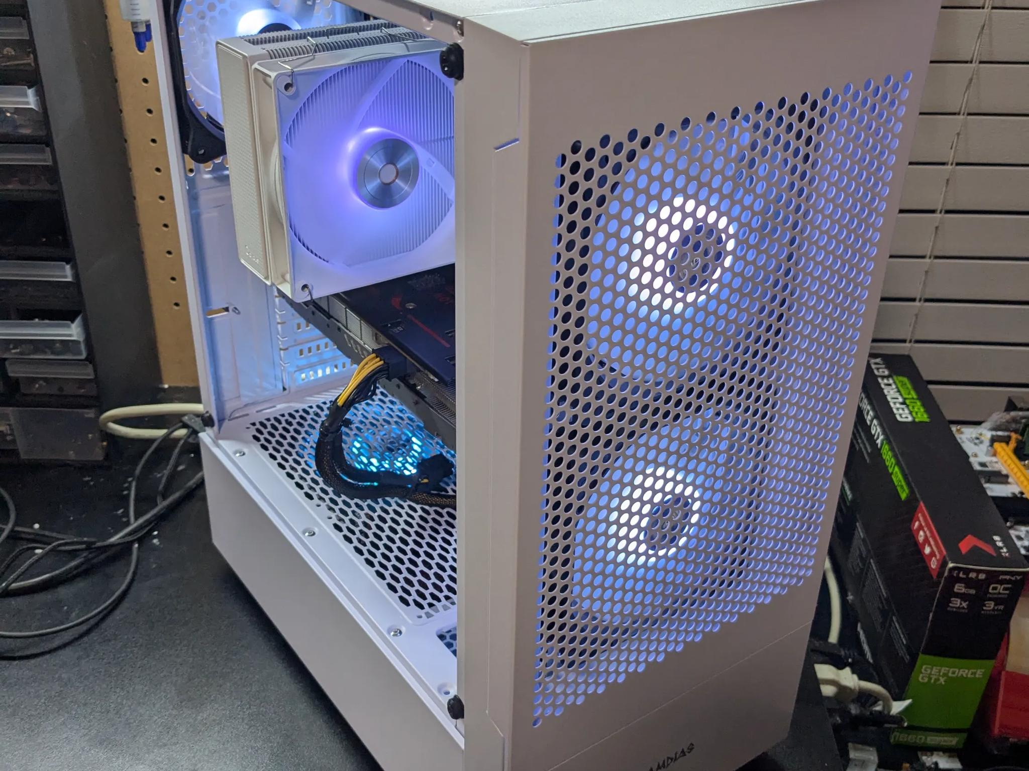 120 FPS Fortnite | 180 Day Warranty | Xeon (Same as i7-4770), 16GB RAM, RX 570 8GB, 512GB SSD, Win10