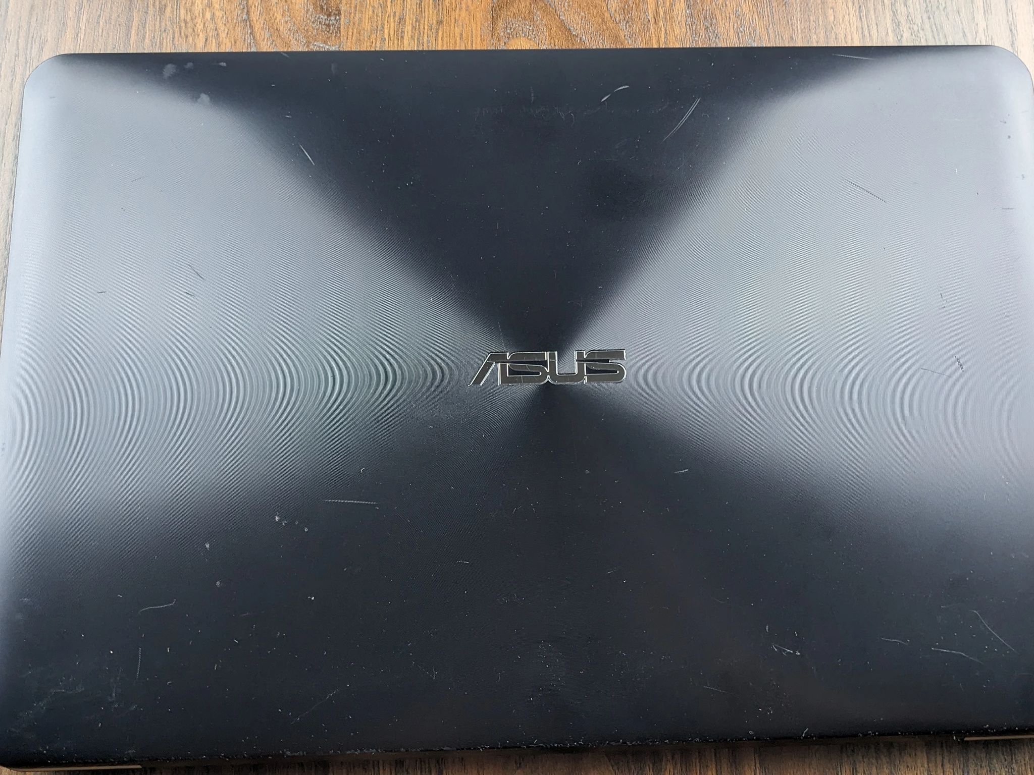 ASUS X555QA 1080p 15.6" R7 Graphics, A12-9720P 256GB SSD 12GB DDR4 1866mhz Refurbished