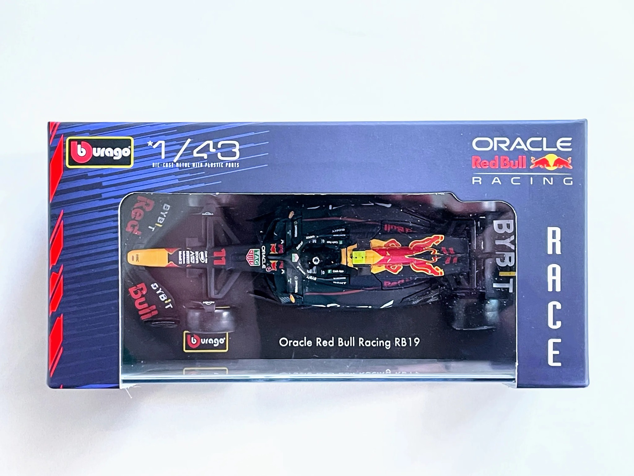 2023 F1 Sergio Pérez RB19 Oracle Red Bull Honda Racing Diecast Car Model 1:43