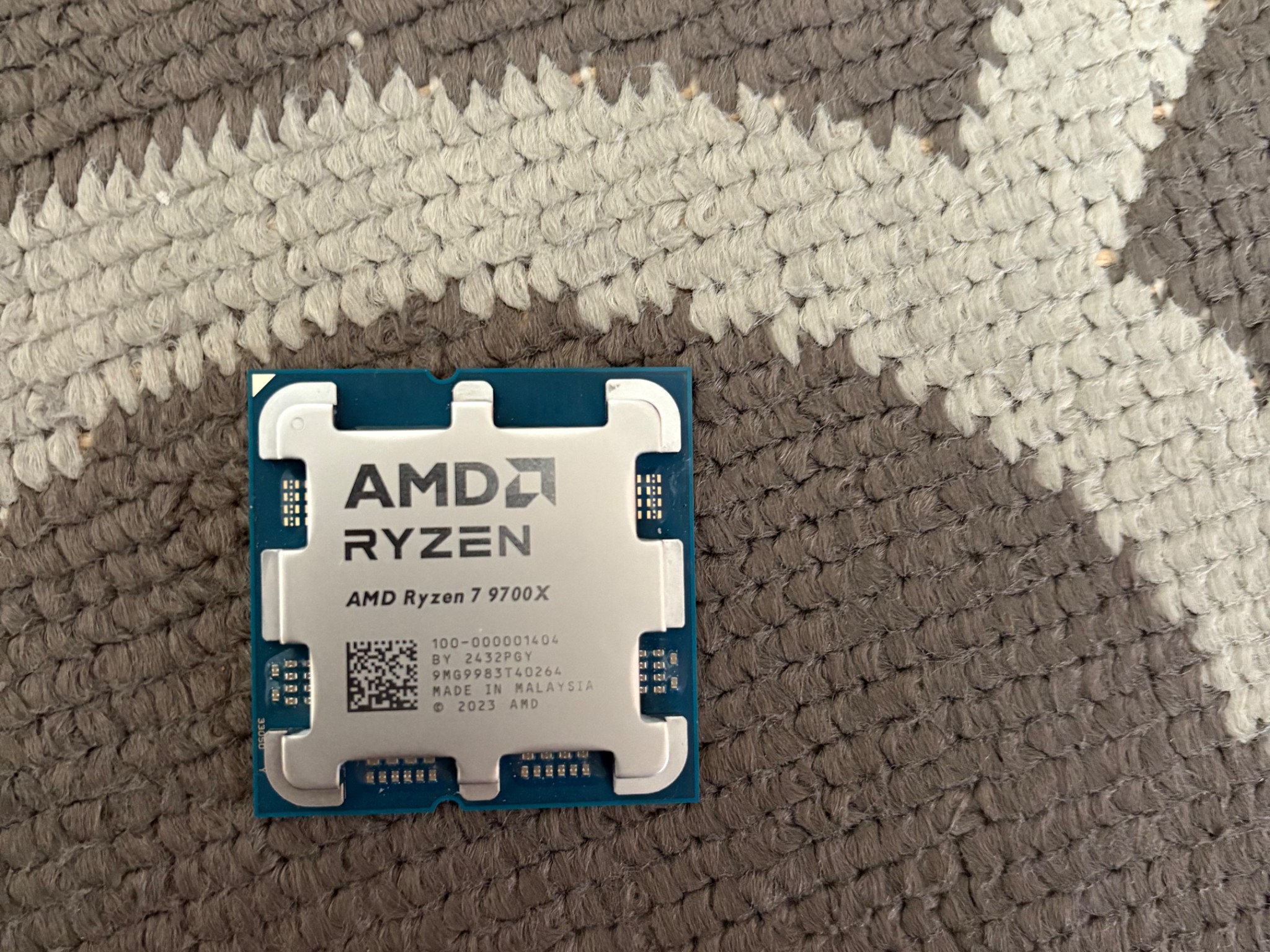 AMD Ryzen 7 9700X