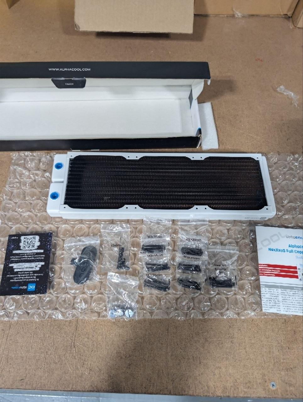 Alphacool HPE-30 Full Copper 360mm Radiator - White (10225)