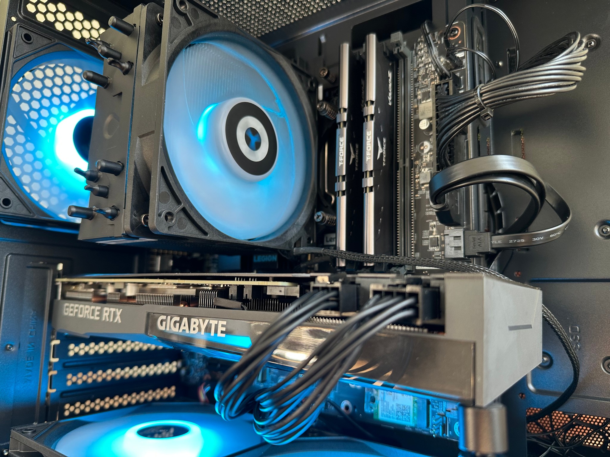 🟦 The PC 🟦| RTX 3070 | i7-10700 | 750GB SSD | 16GB RAM | Win 11 | WiFi