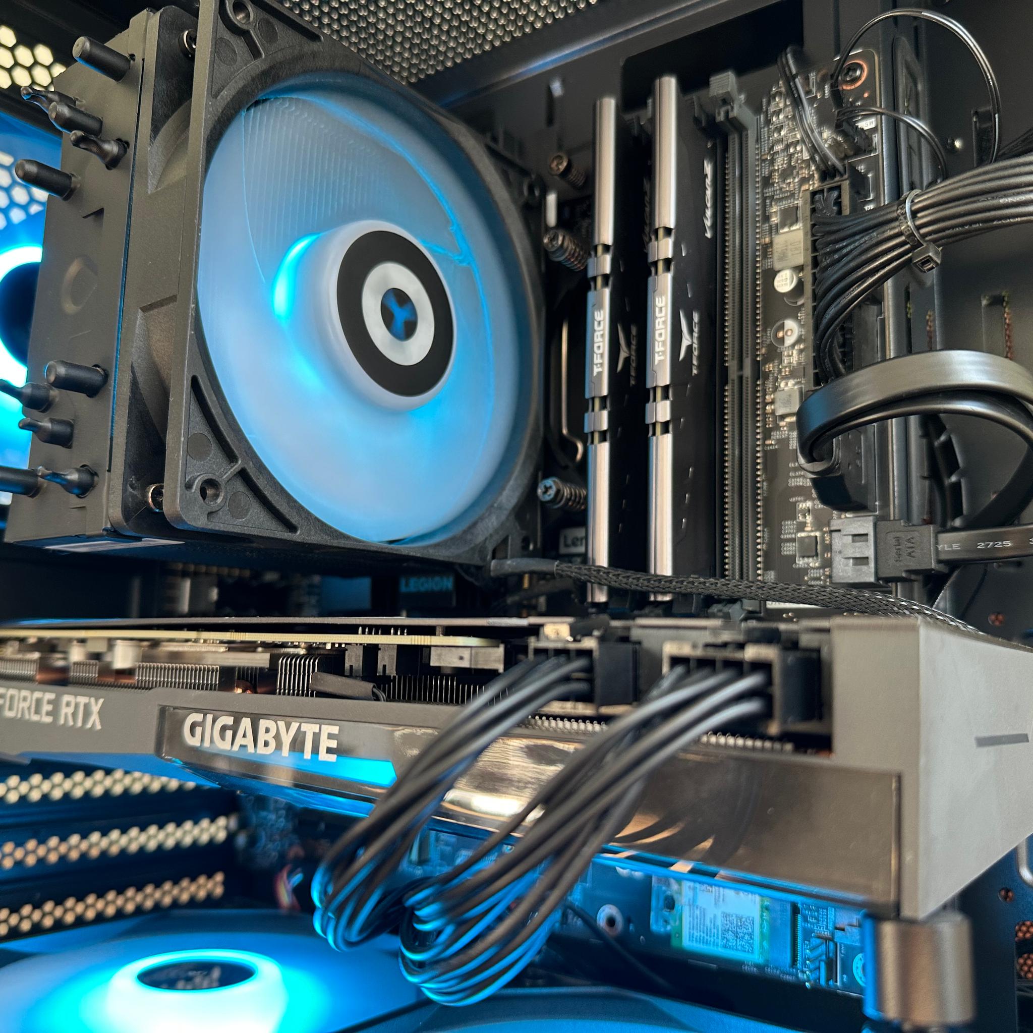🟦 The PC 🟦| RTX 3070 | i7-10700 | 750GB SSD | 16GB RAM | Win 11 | WiFi