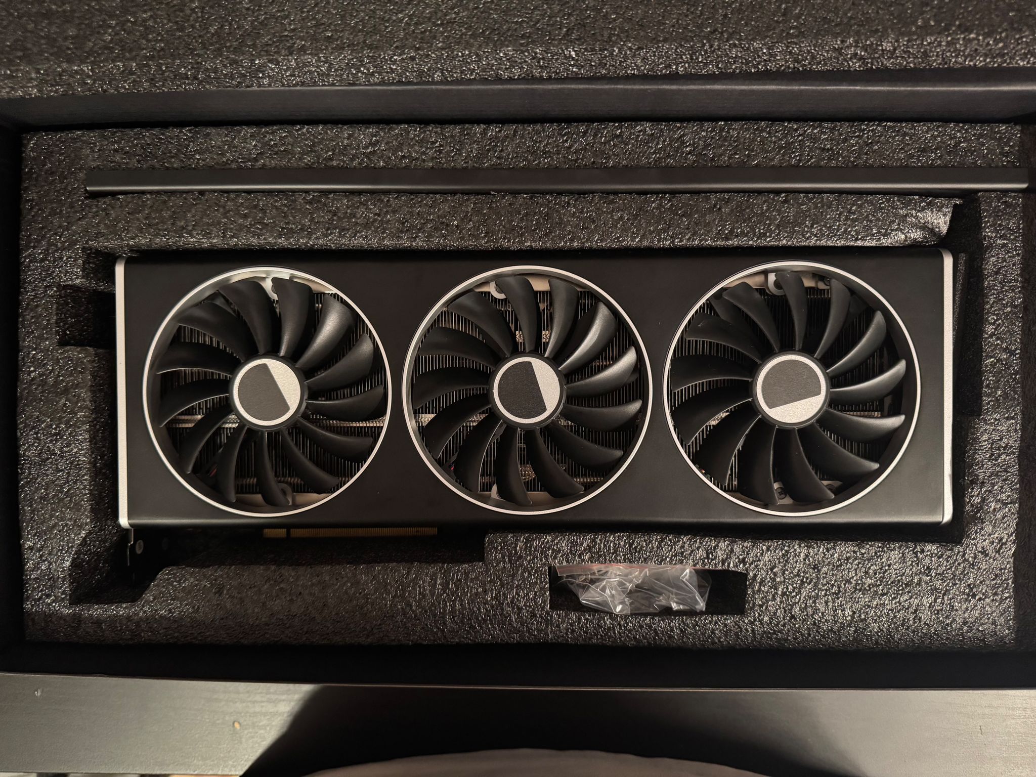 XFX Speedster MERC310 AMD Radeon RX 7900XTX