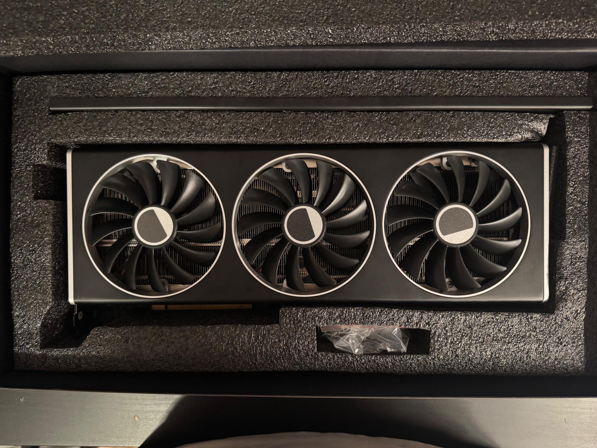 XFX Speedster MERC310 AMD Radeon RX 7900XTX