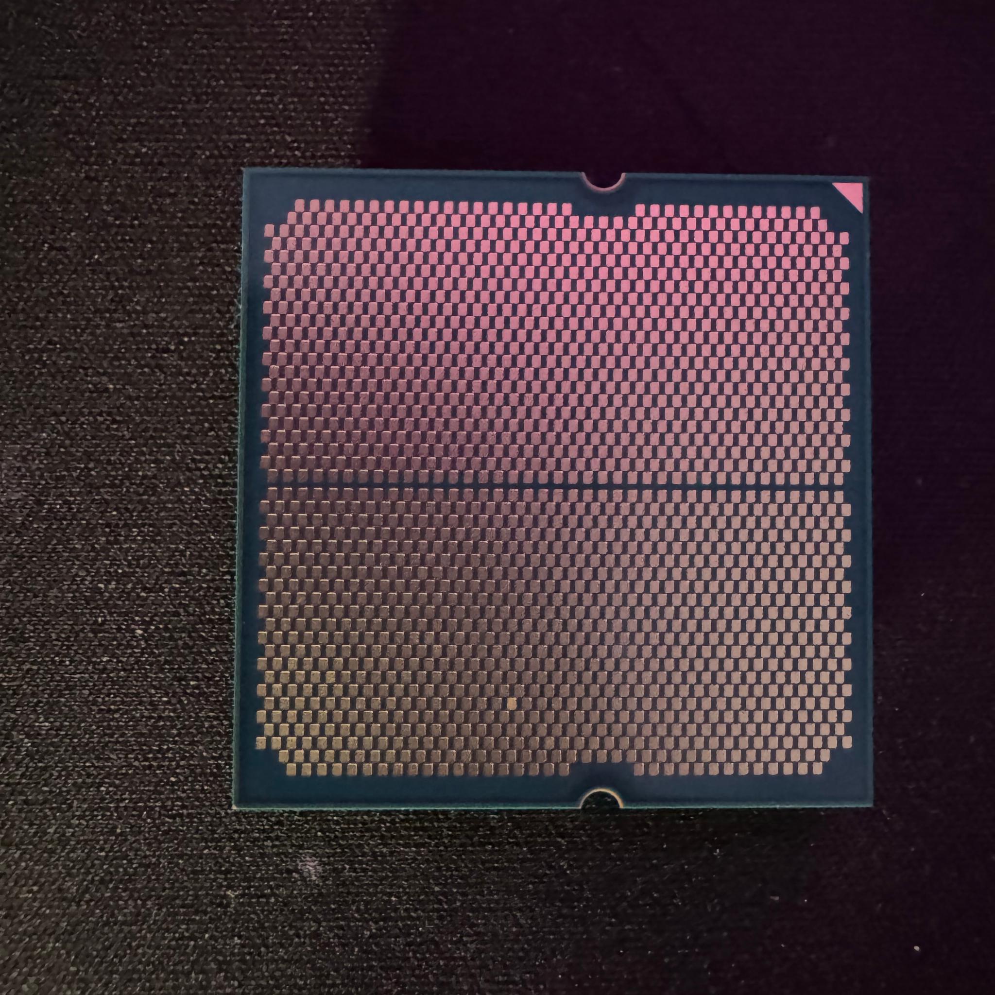 AMD Ryzen 9 7900X