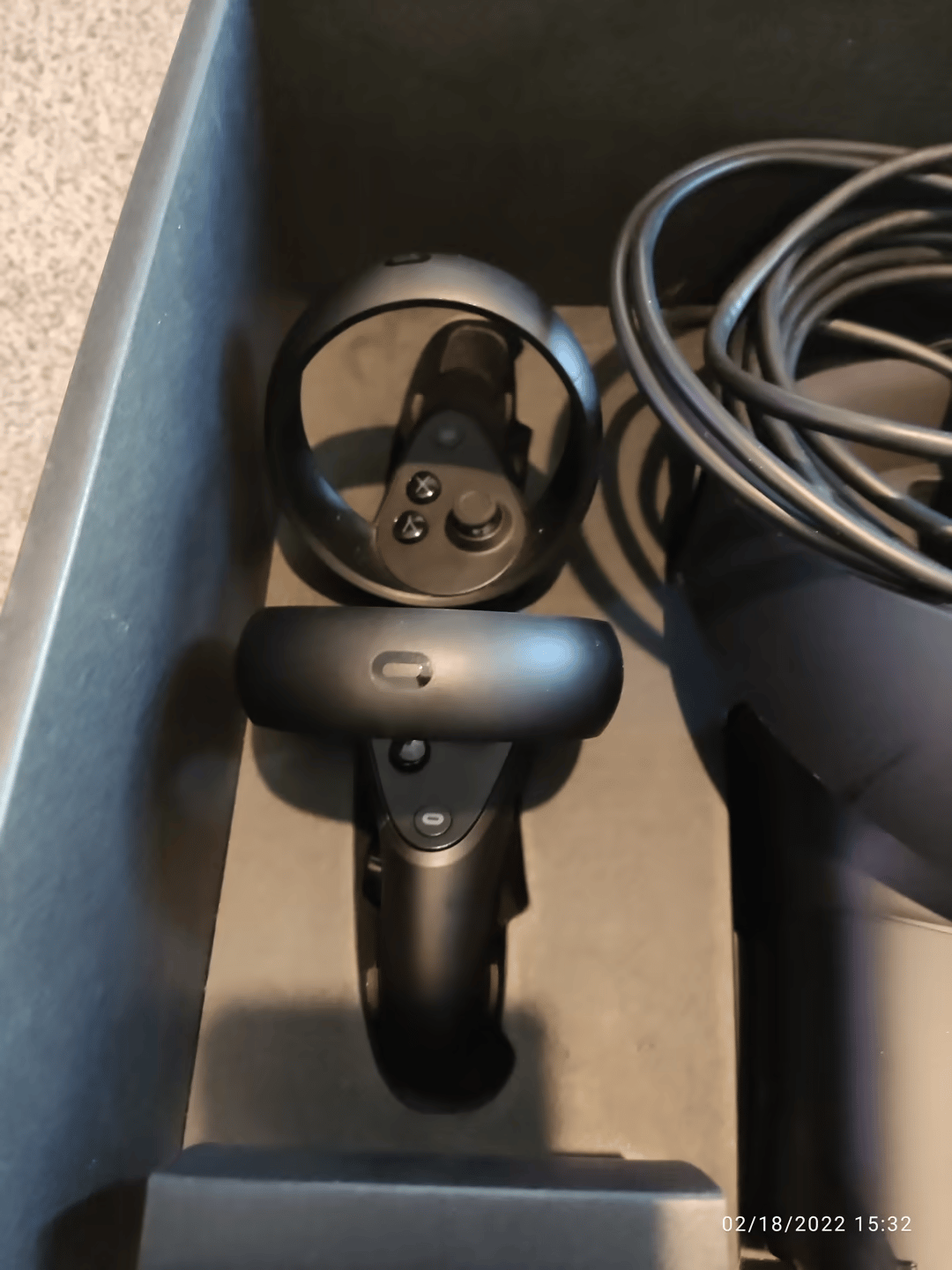 Oculus Rift S VR Headset with Controllers