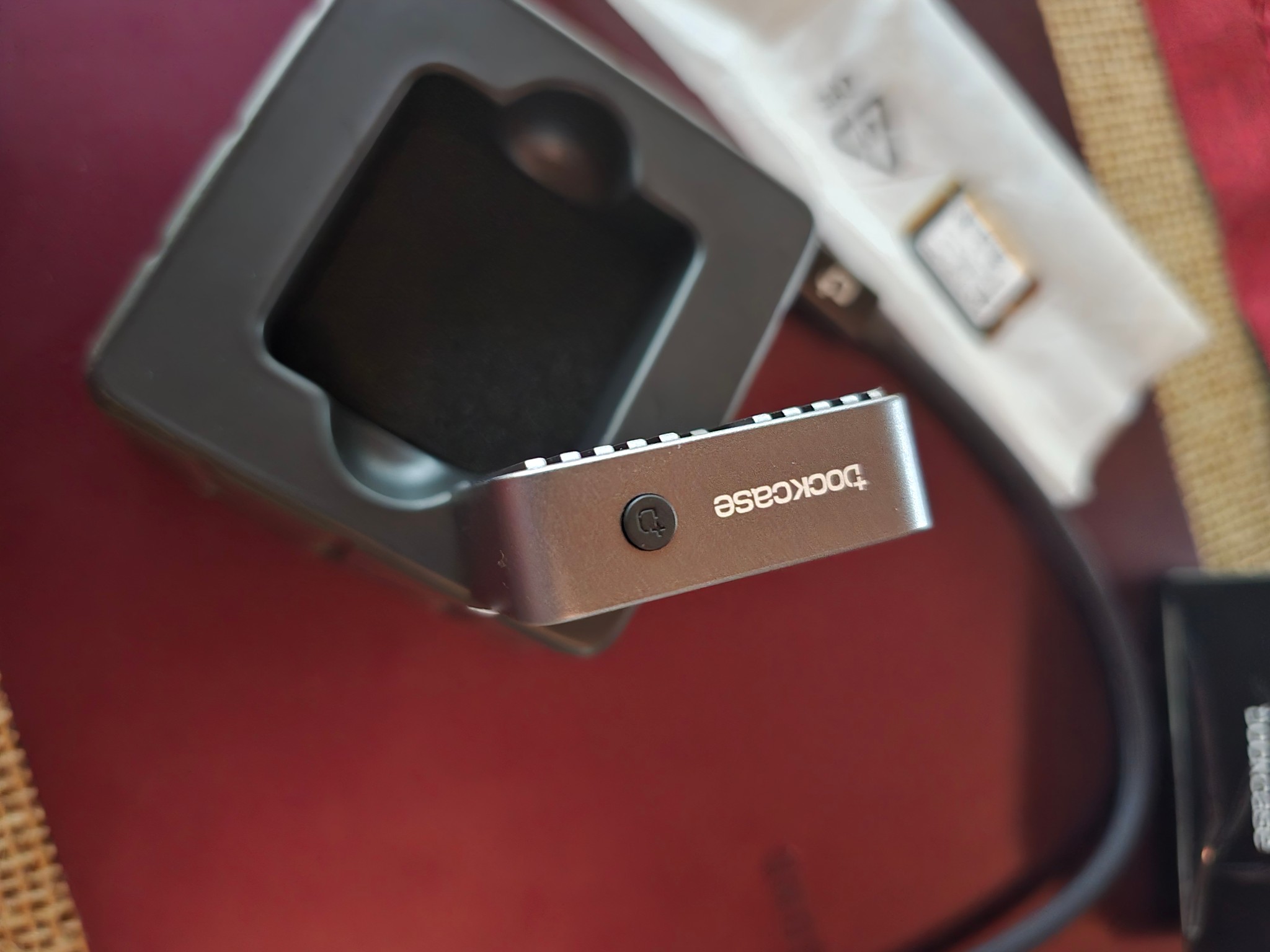 DockCase Pocket M.2 2230 NVMe Enclosure 3s PLP USB 3.2 Gen 2 Type-C (10 Gbps) W/ KIOXIA 256GB SSD
