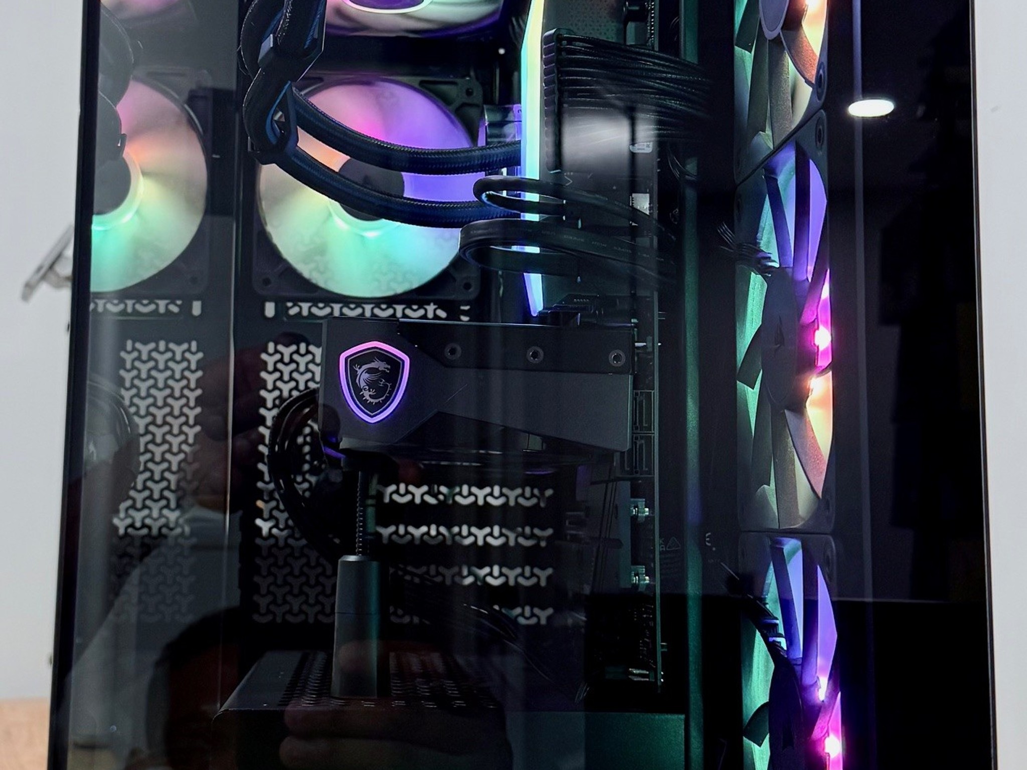 Gaming PC RTX 5060 TI 16GB Gaming Trio OC Edition