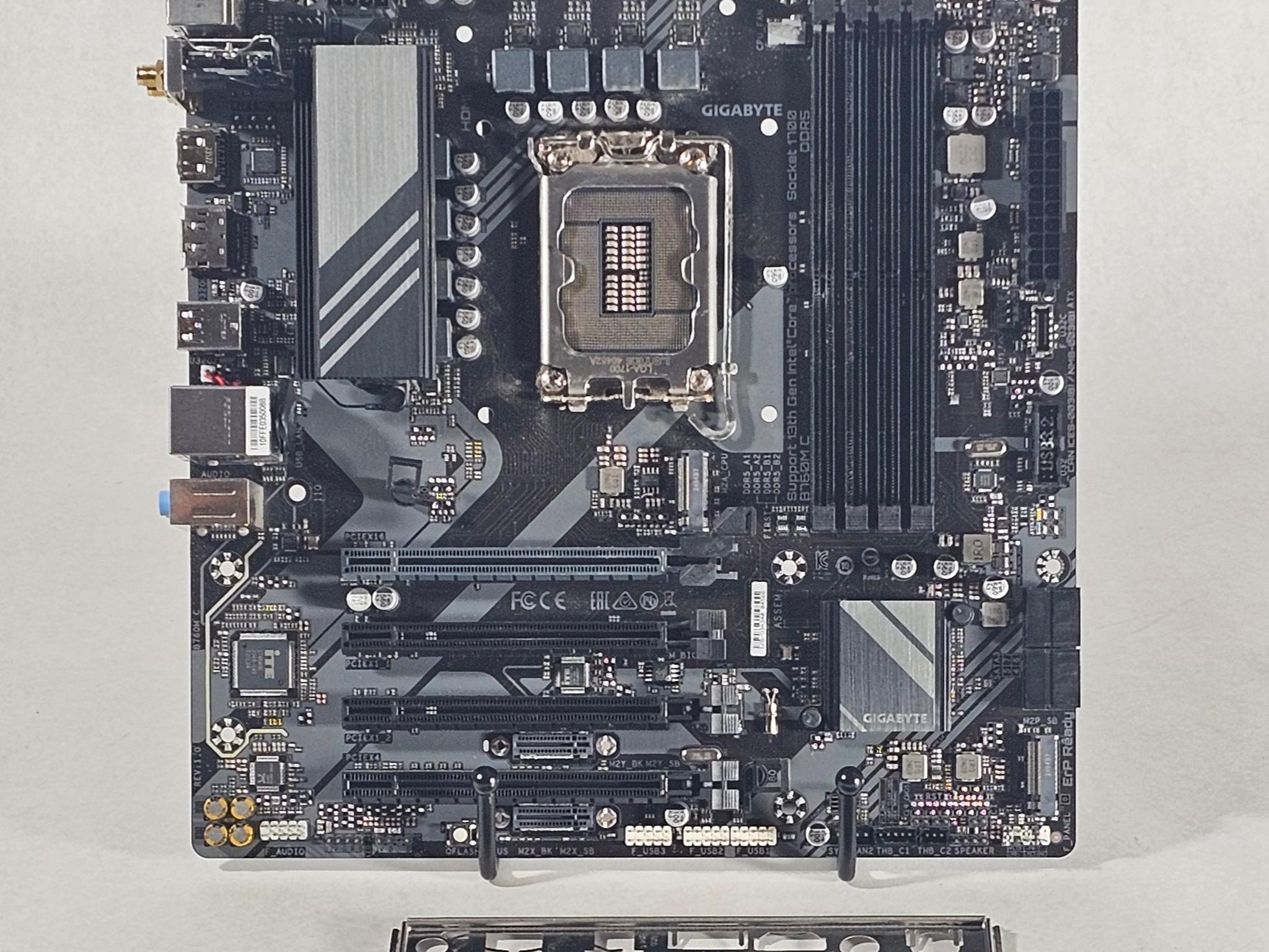 Gigabyte B760 LGA1700 ATX Motherboard DDR5 - Intel LGA1700