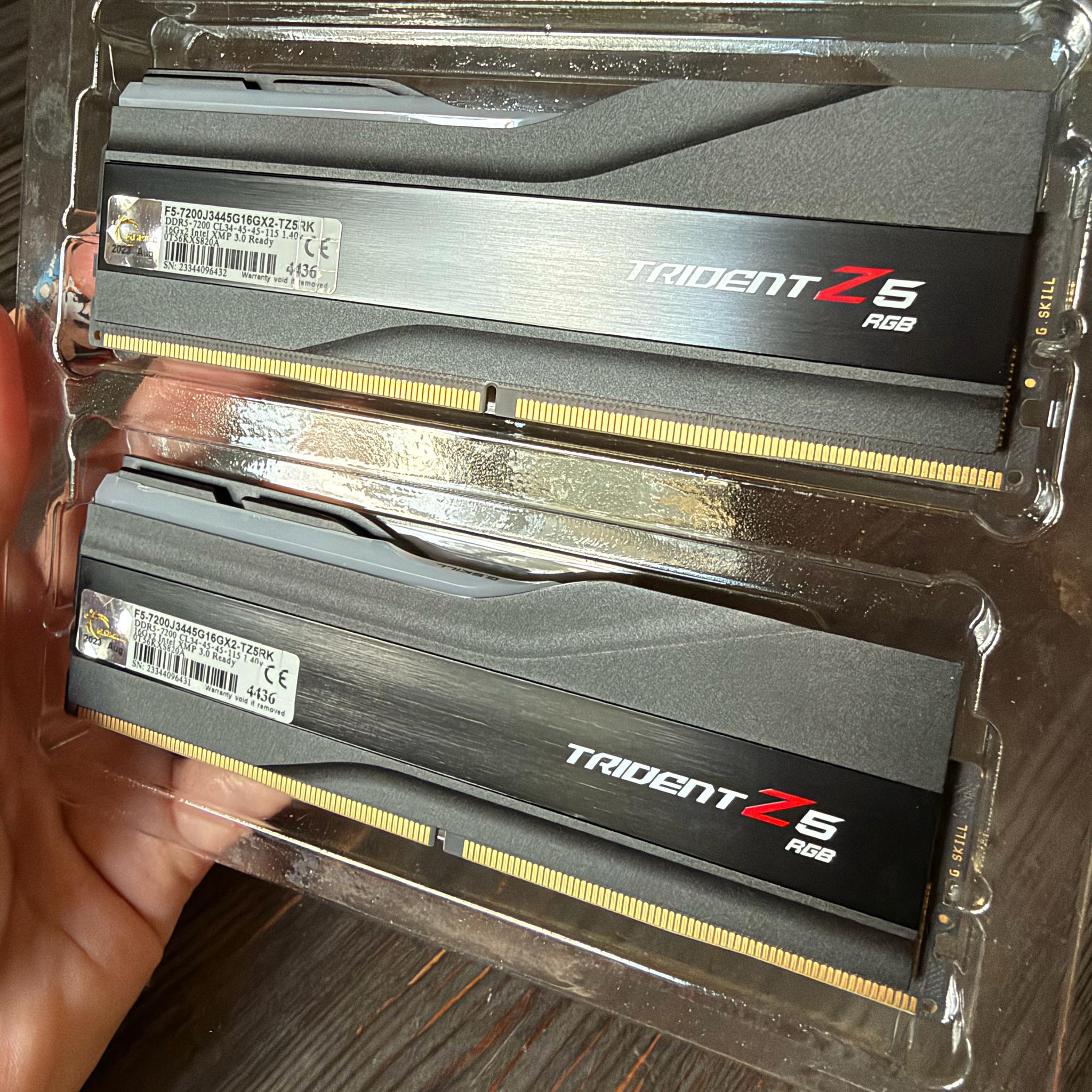 G. Skill Trident Z5 RGB 32GB (2x16GB) DDR5 7200 CL34